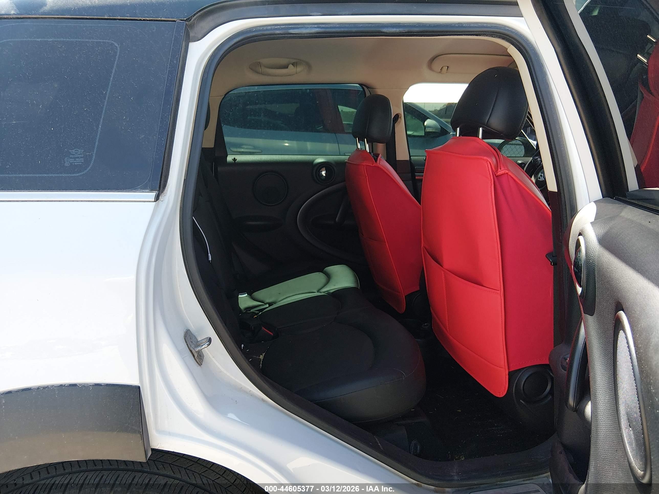 MINI COUNTRYMAN image 8