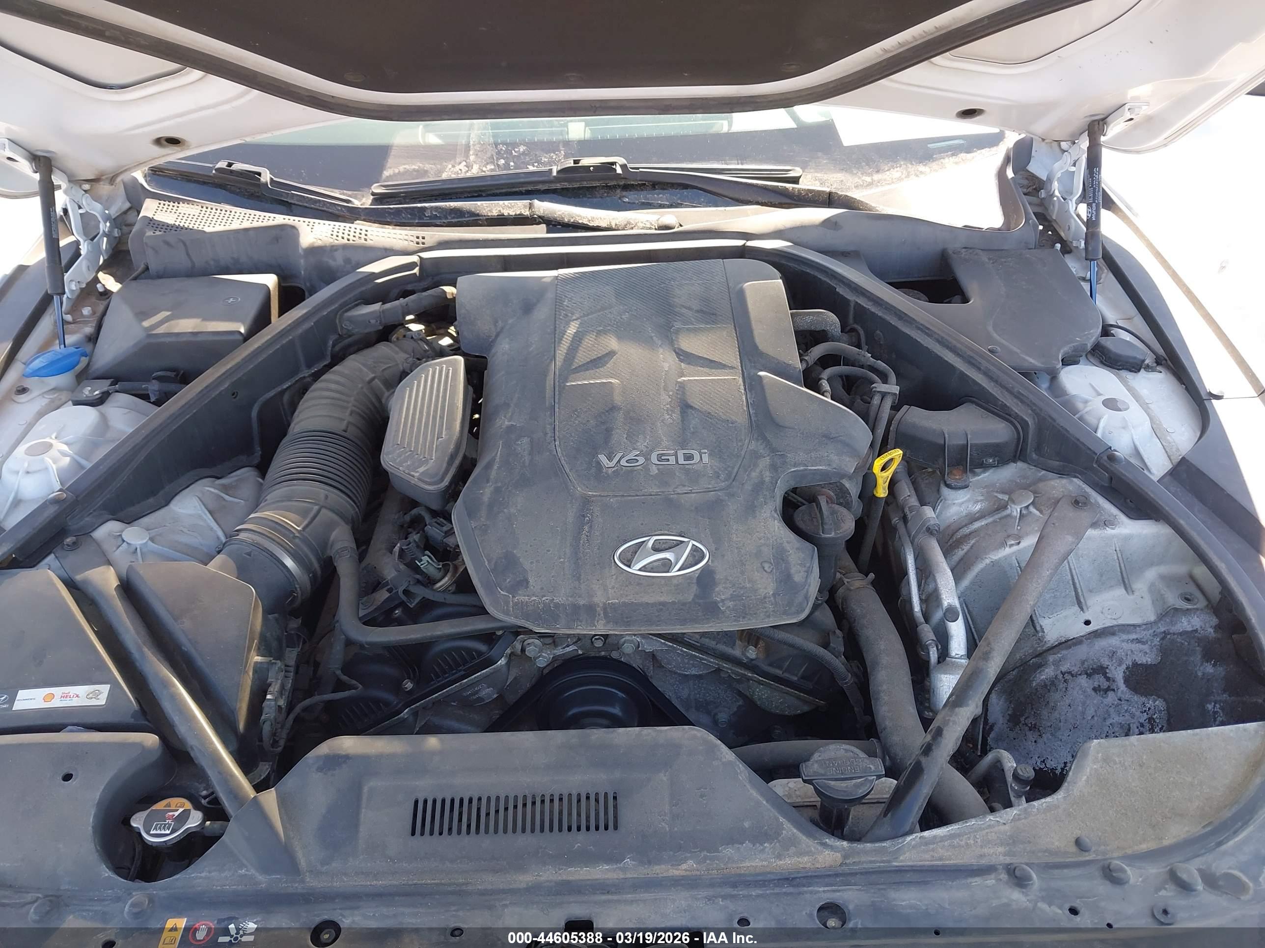 HYUNDAI GENESIS image 10