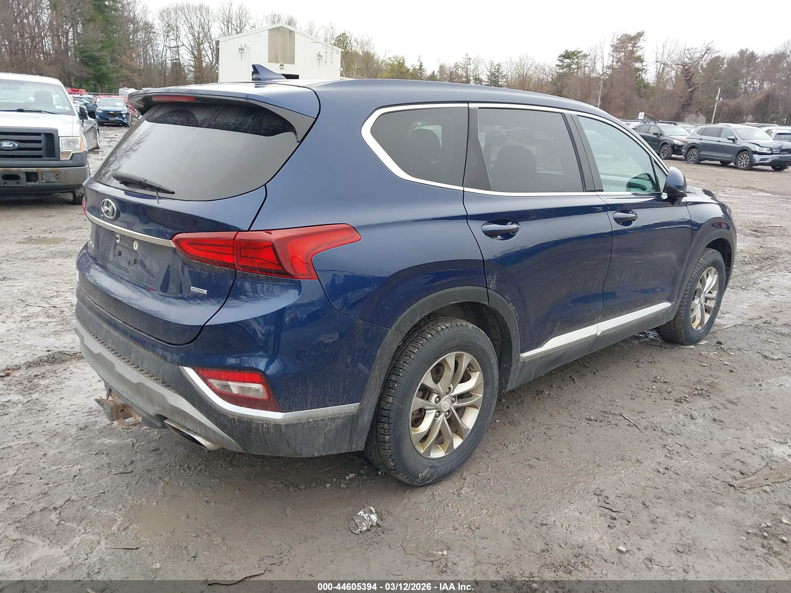 HYUNDAI SANTA image 4