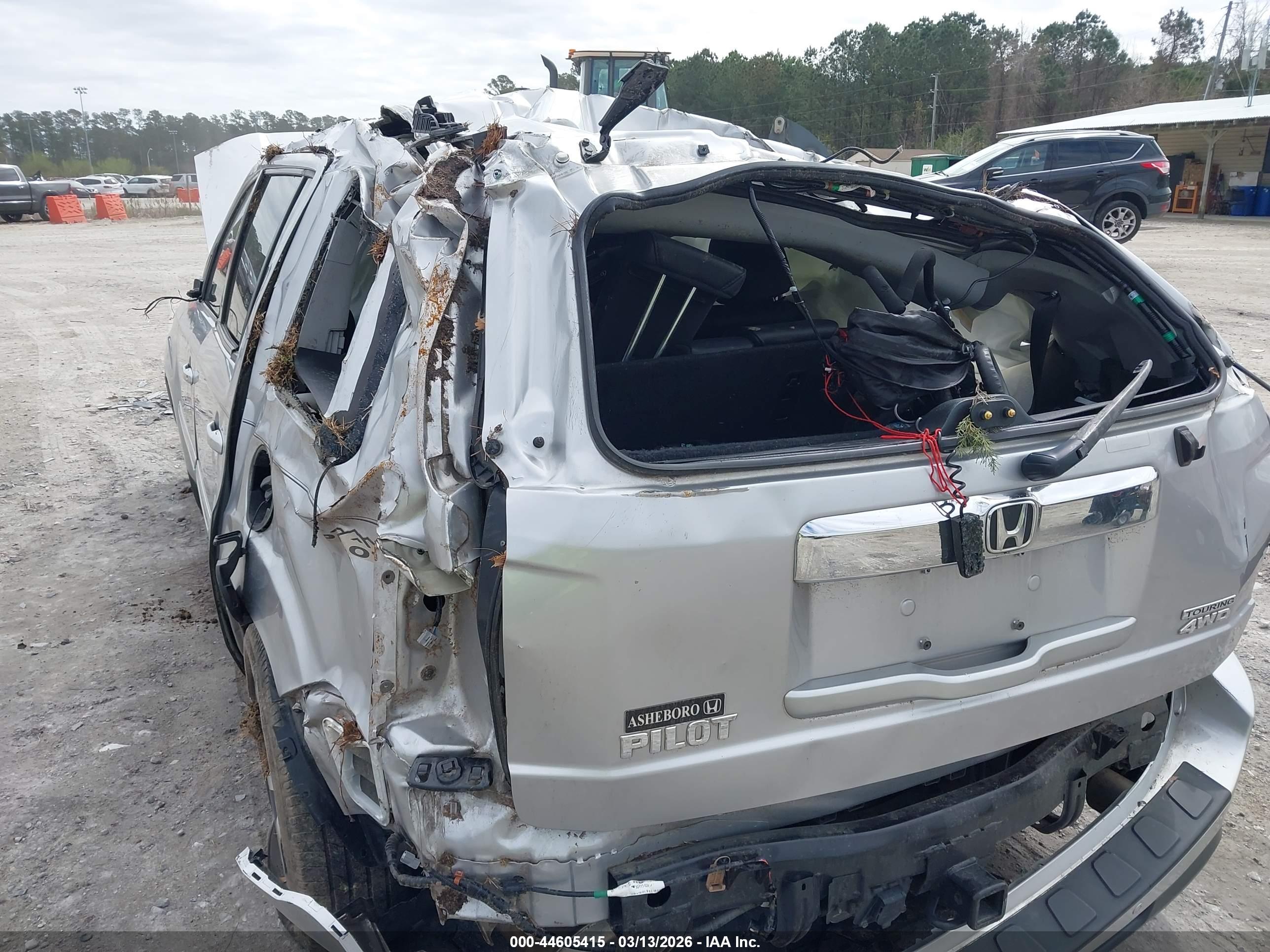 HONDA PILOT image 6