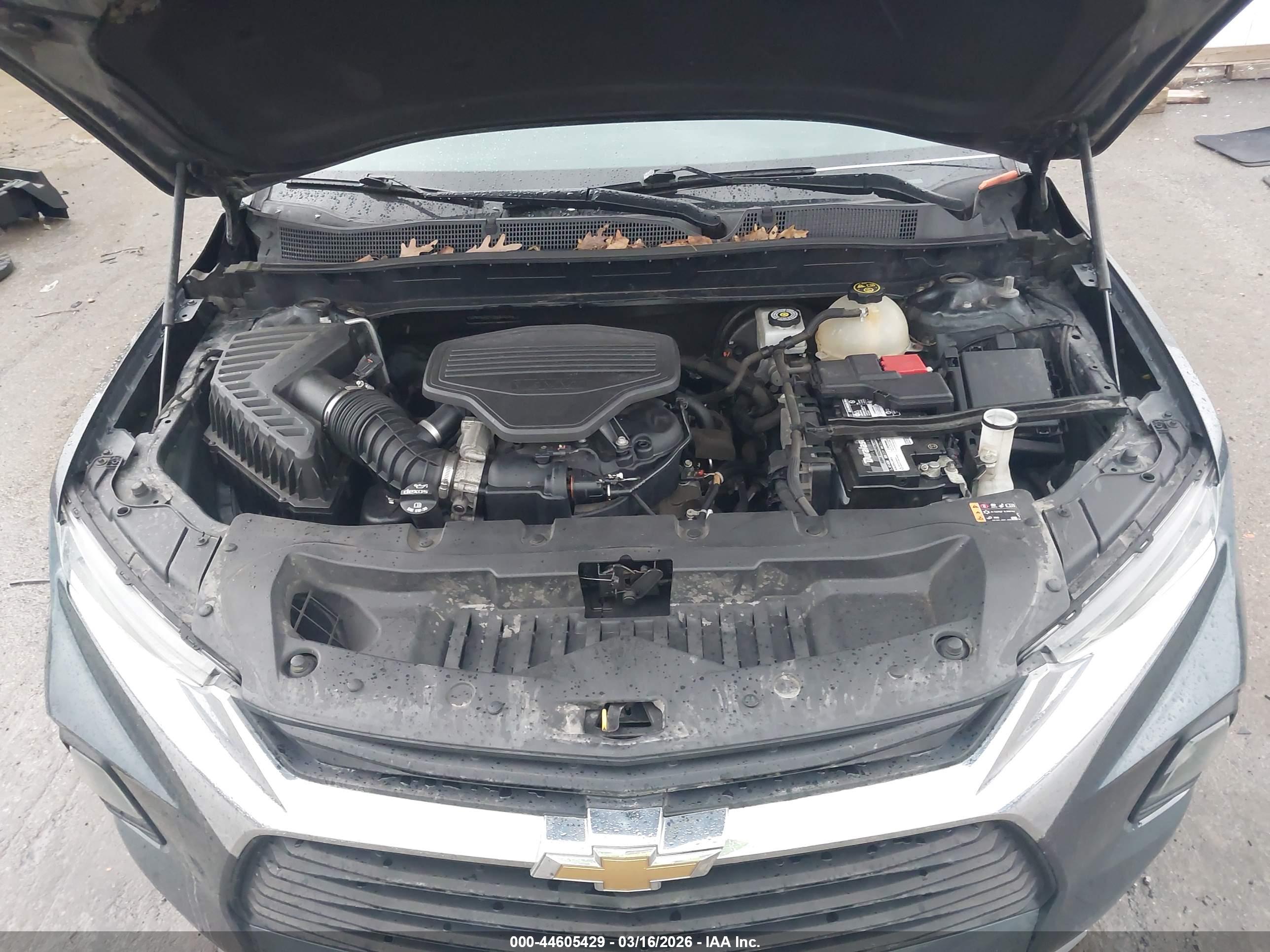 CHEVROLET BLAZER image 10