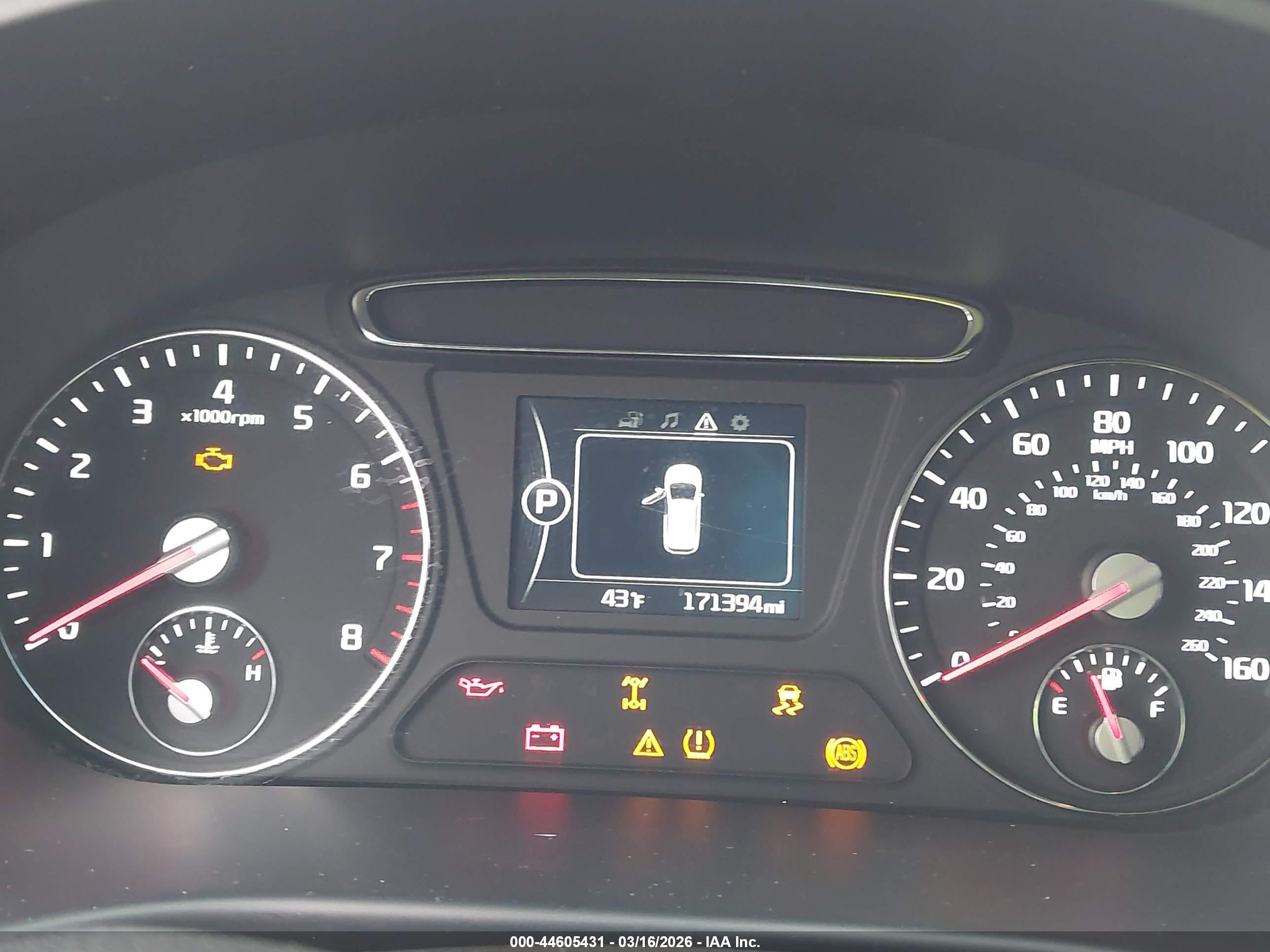 KIA SORENTO image 7