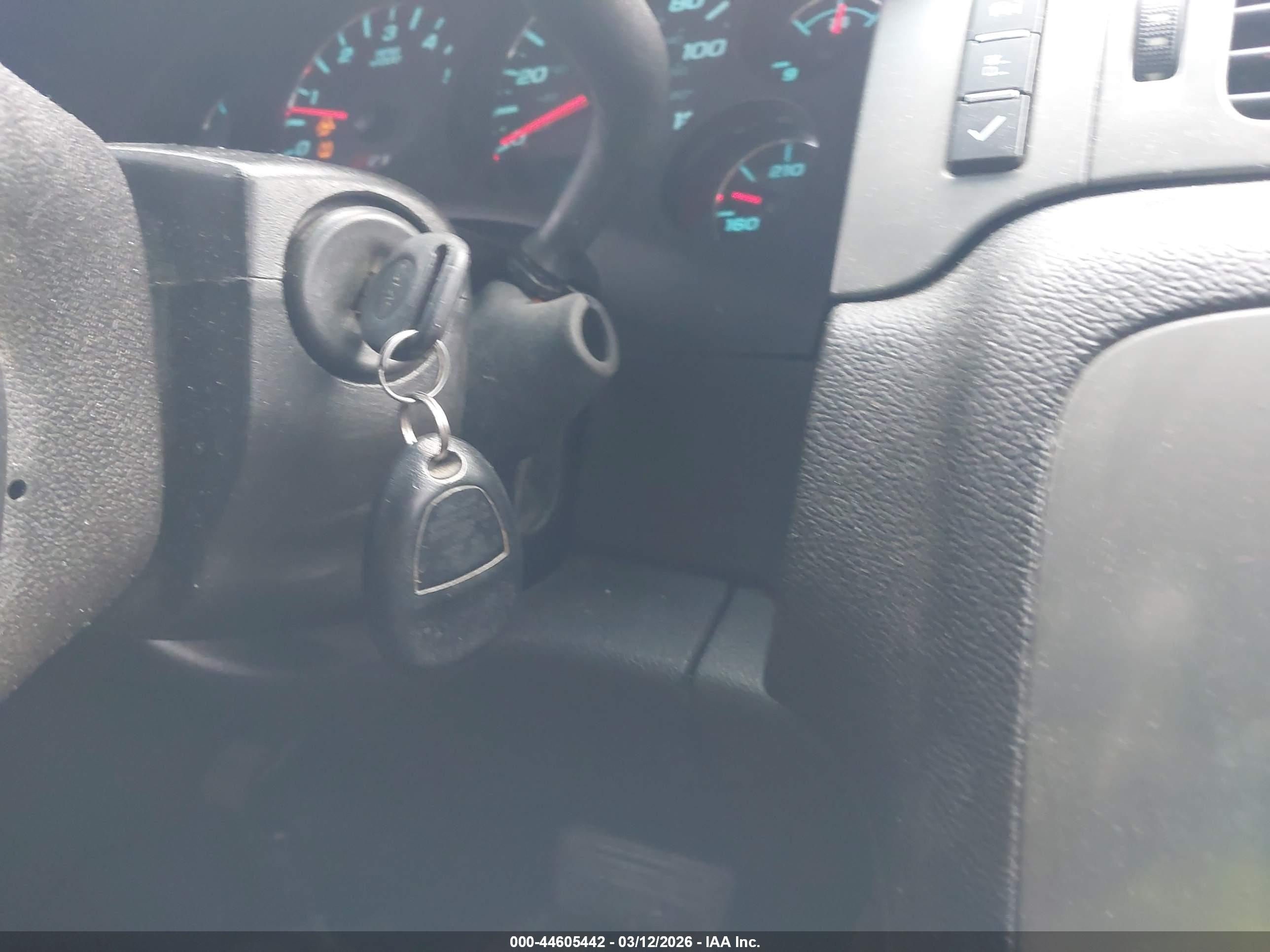 GMC SIERRA image 11