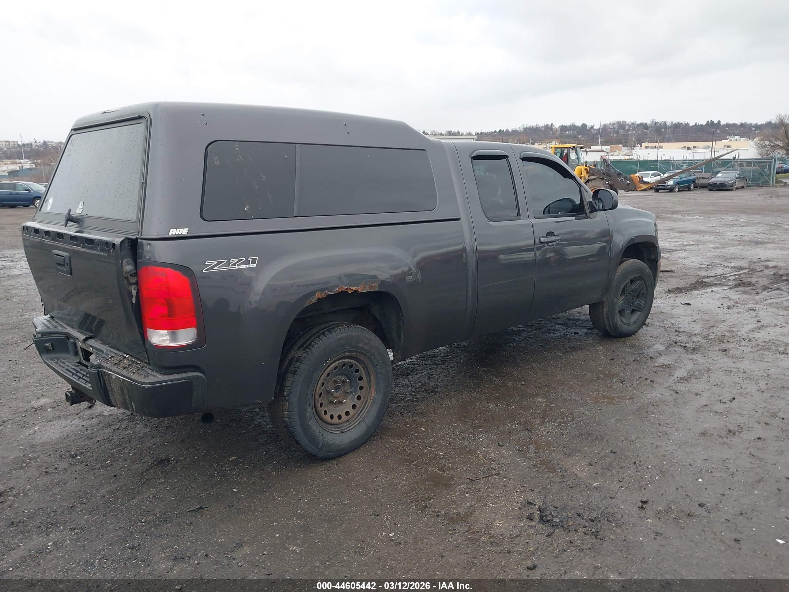 GMC SIERRA image 4