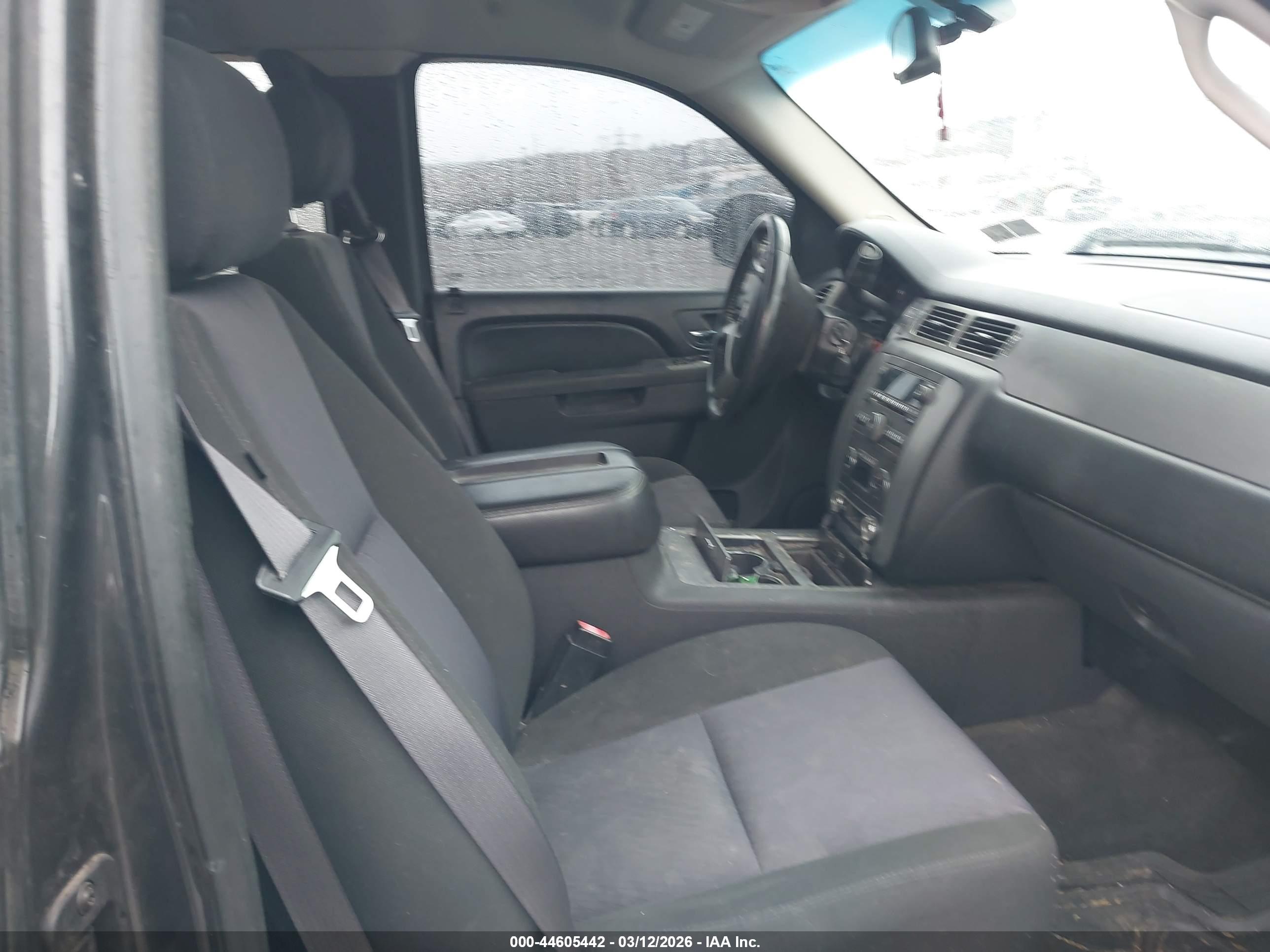 GMC SIERRA image 5