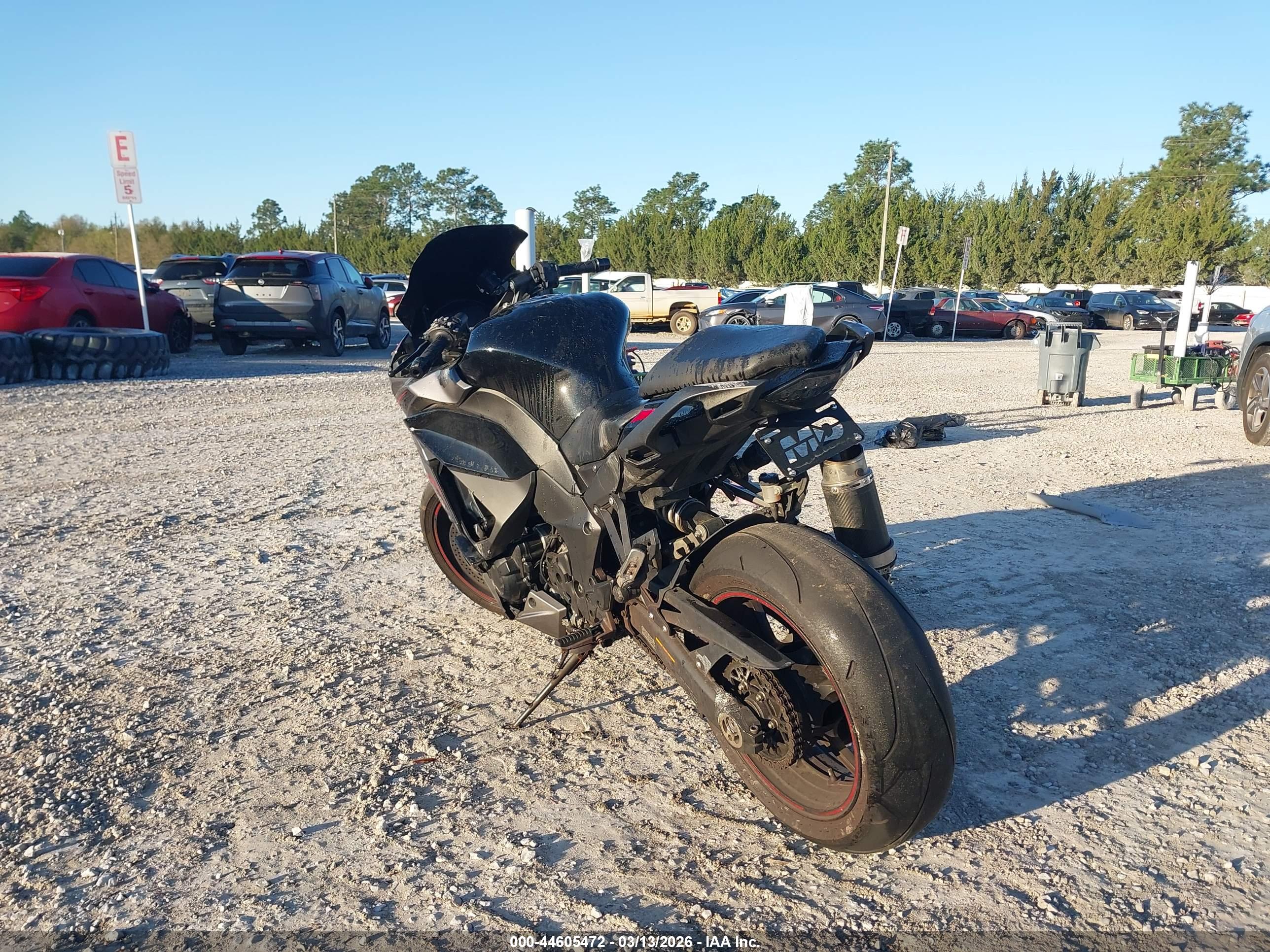 KAWASAKI ZX1002 image 3