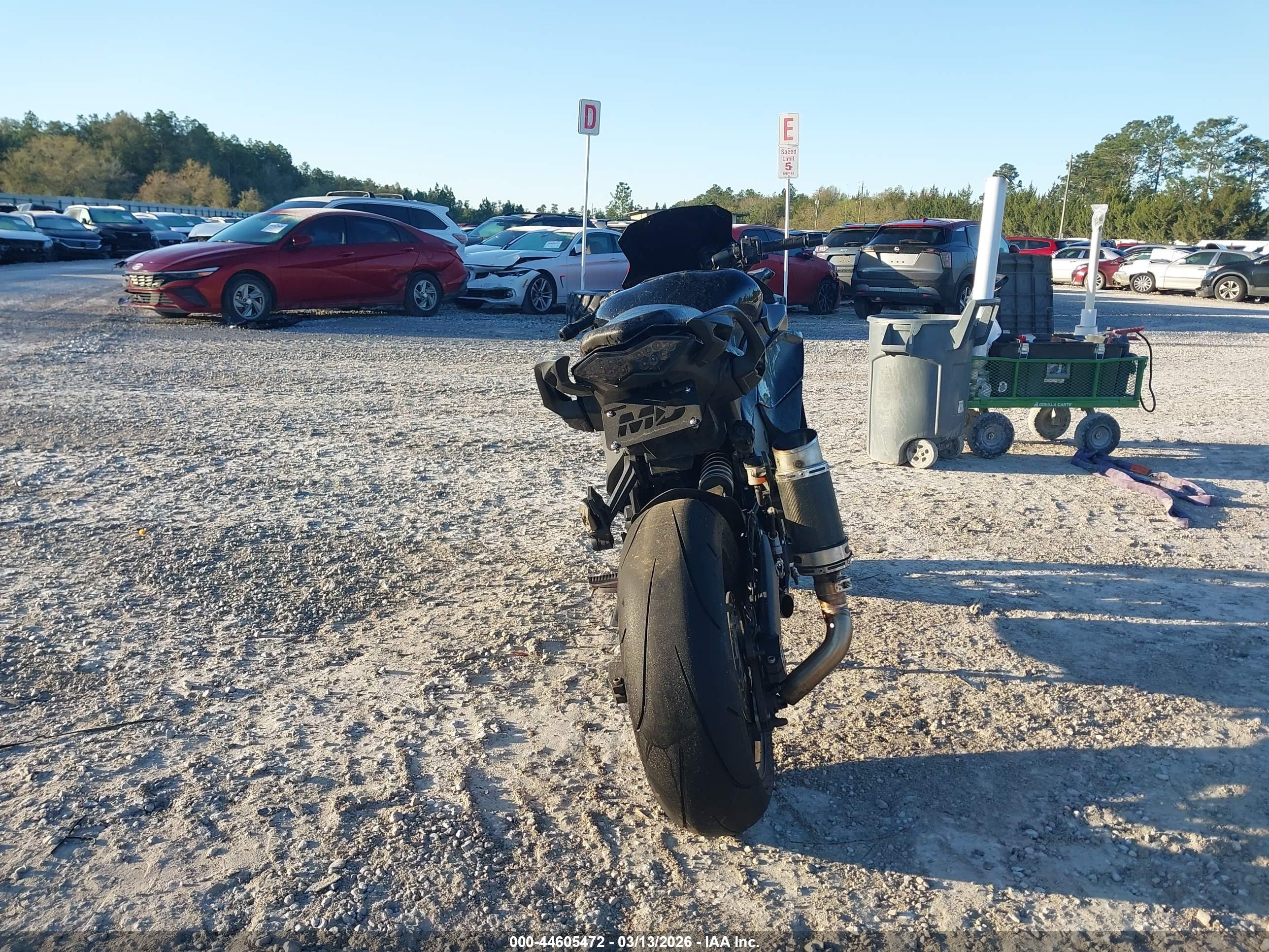 KAWASAKI ZX1002 image 6