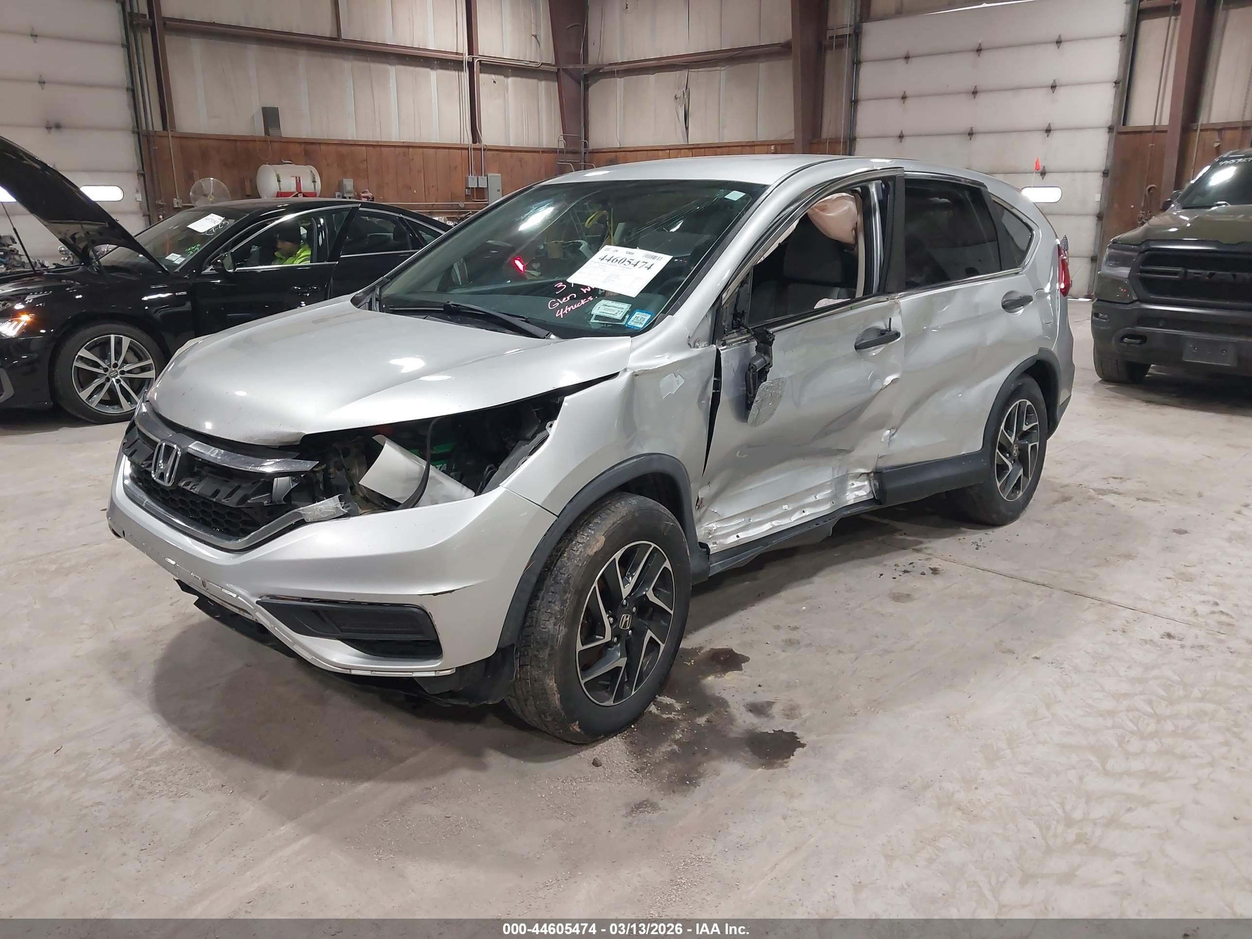 HONDA CR-V image 2
