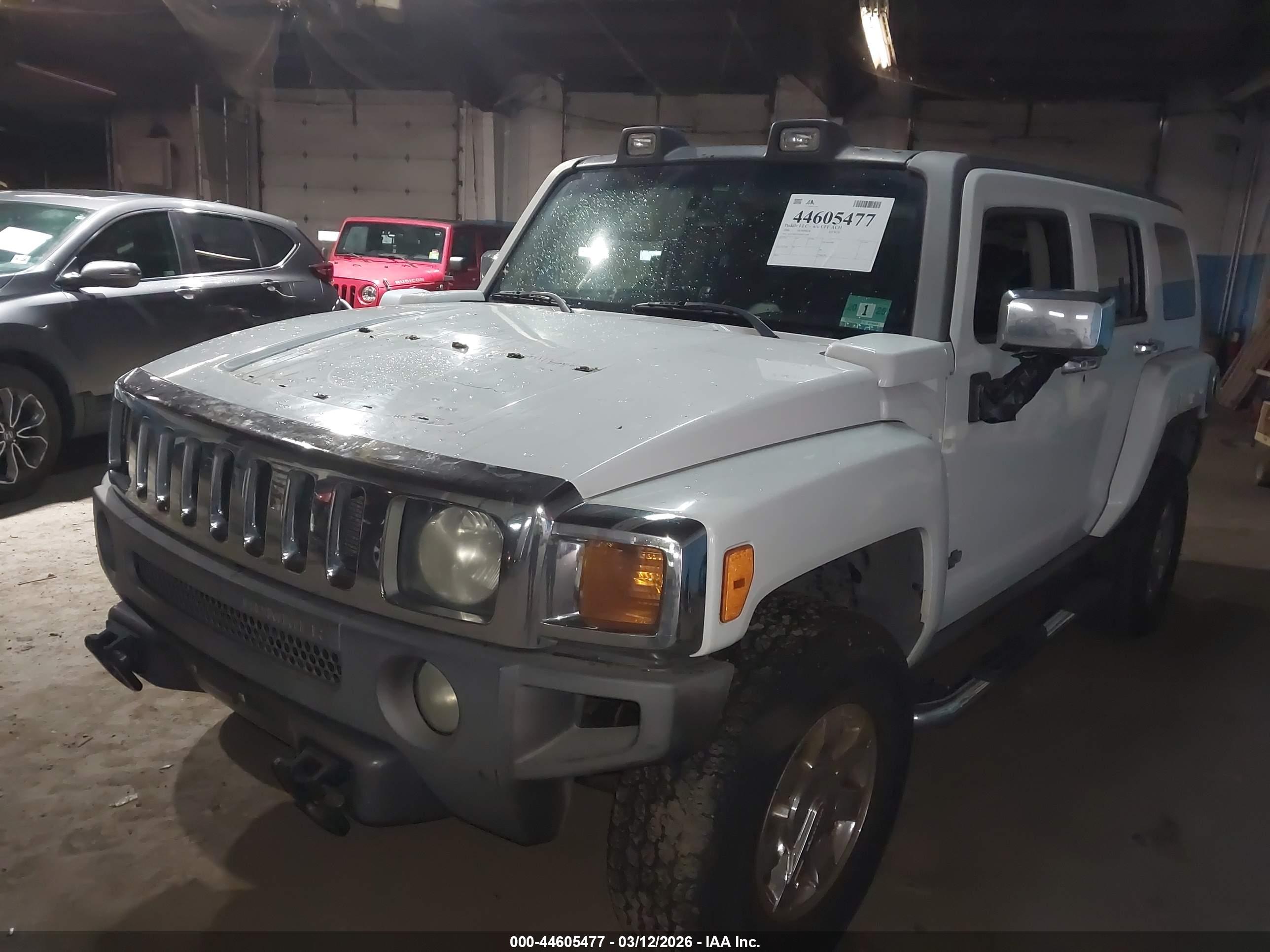 HUMMER H3 image 6