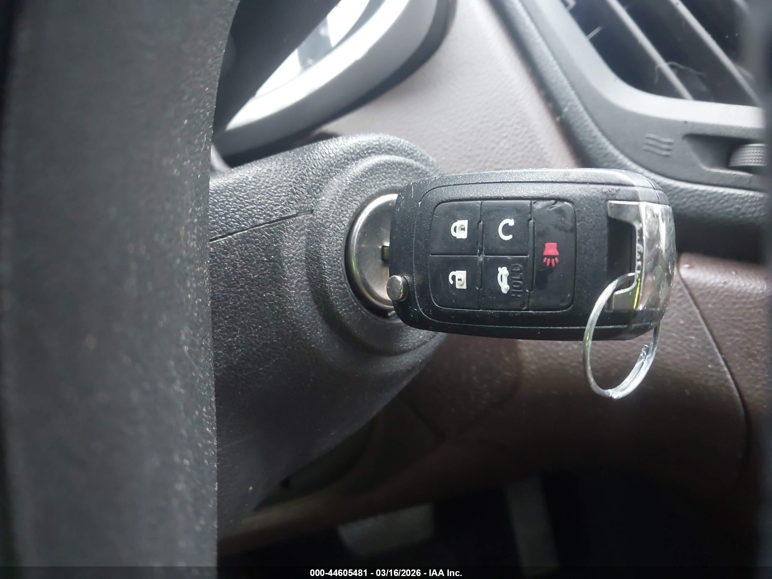 CHEVROLET EQUINOX image 11