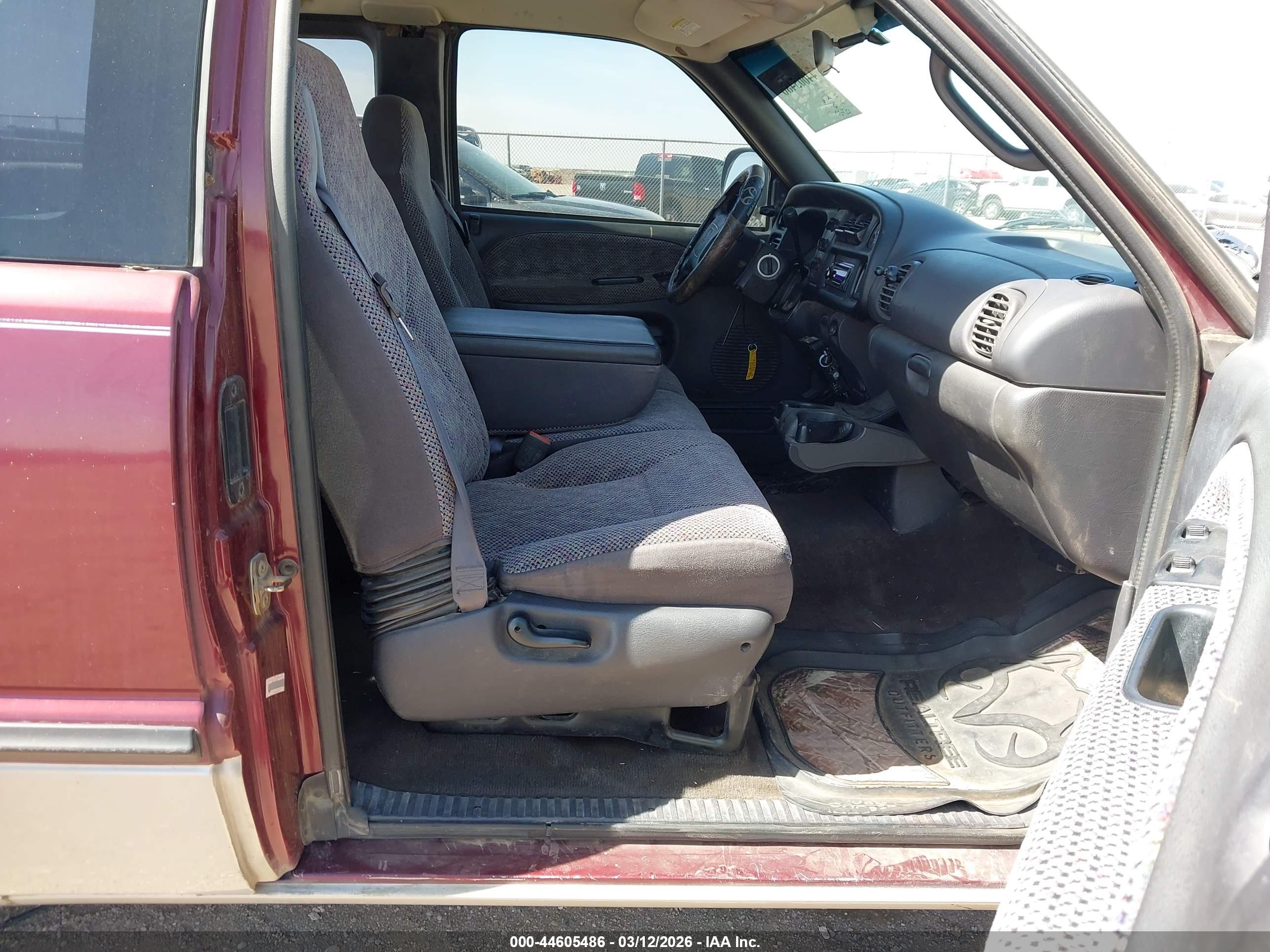 DODGE RAM image 5
