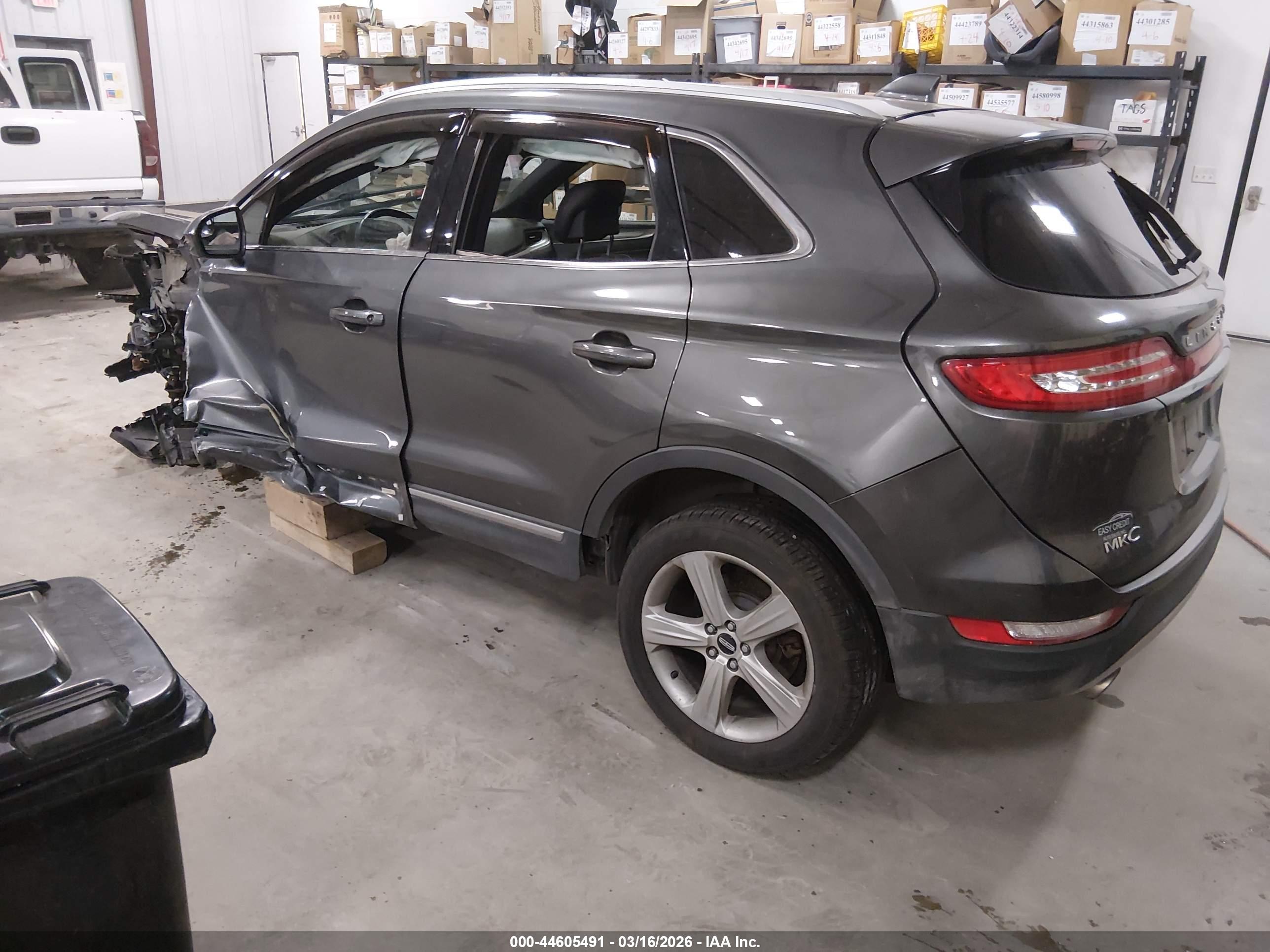 LINCOLN MKC image 3