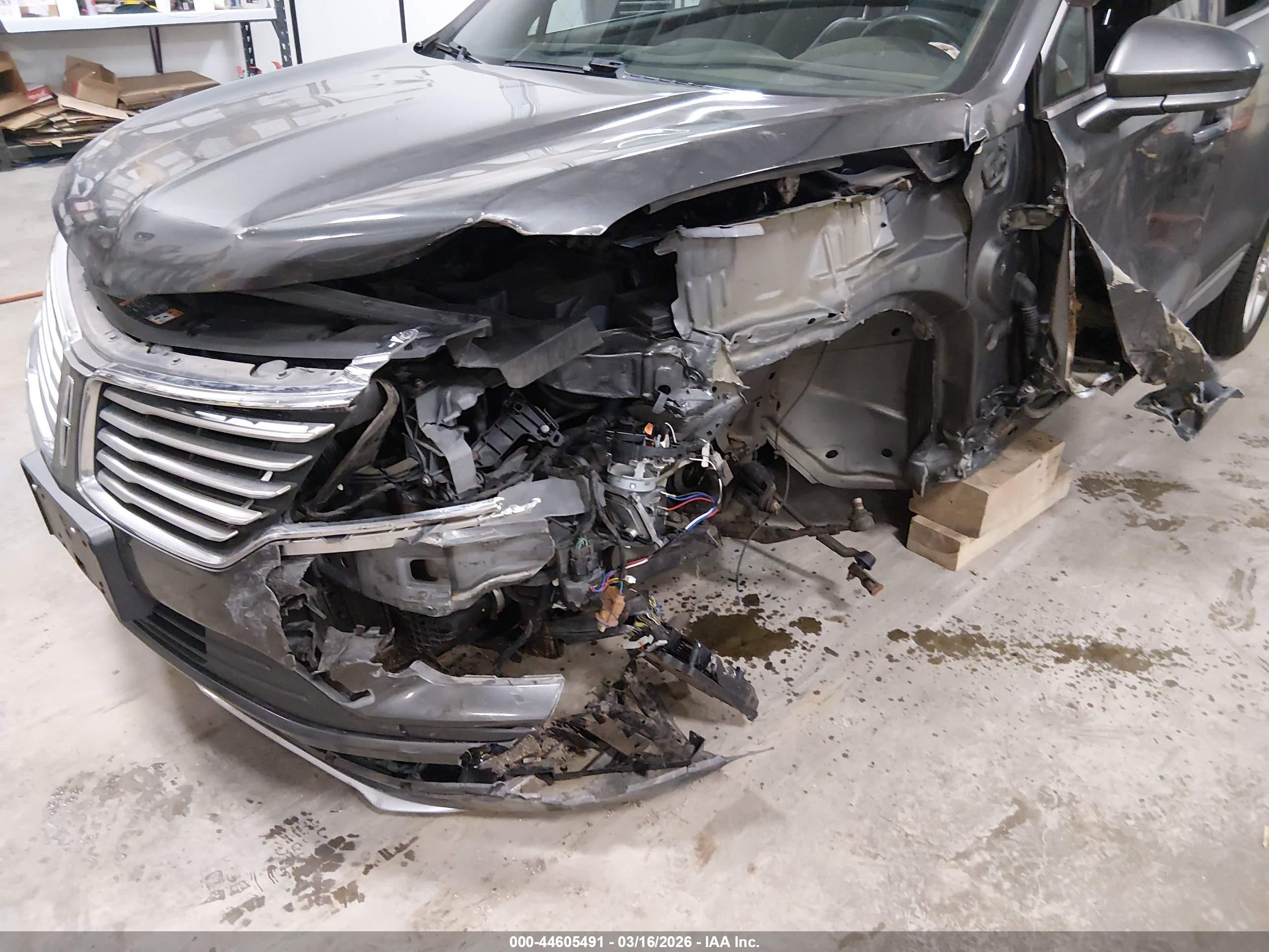 LINCOLN MKC image 6