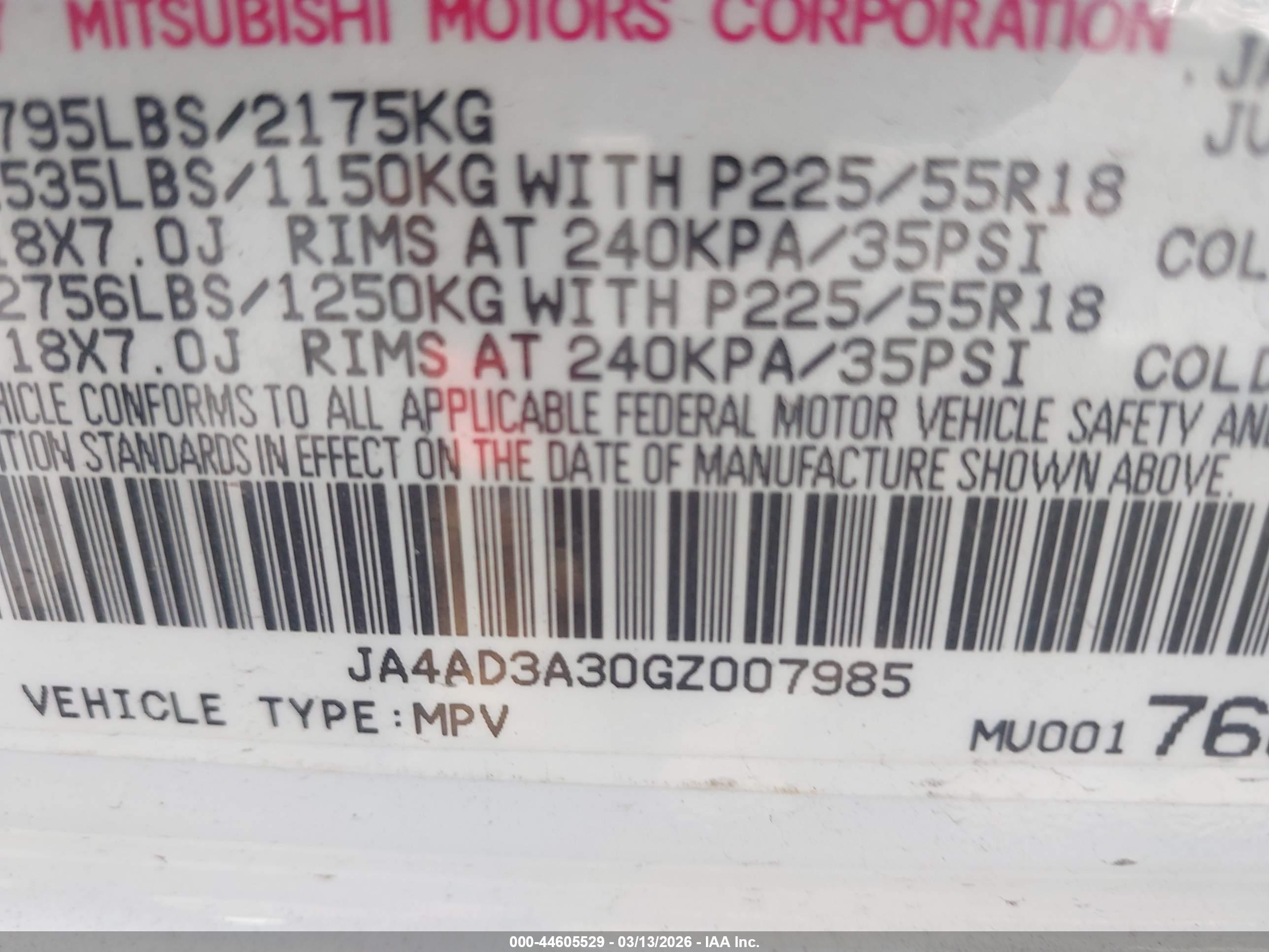 MITSUBISHI OUTLANDER image 9