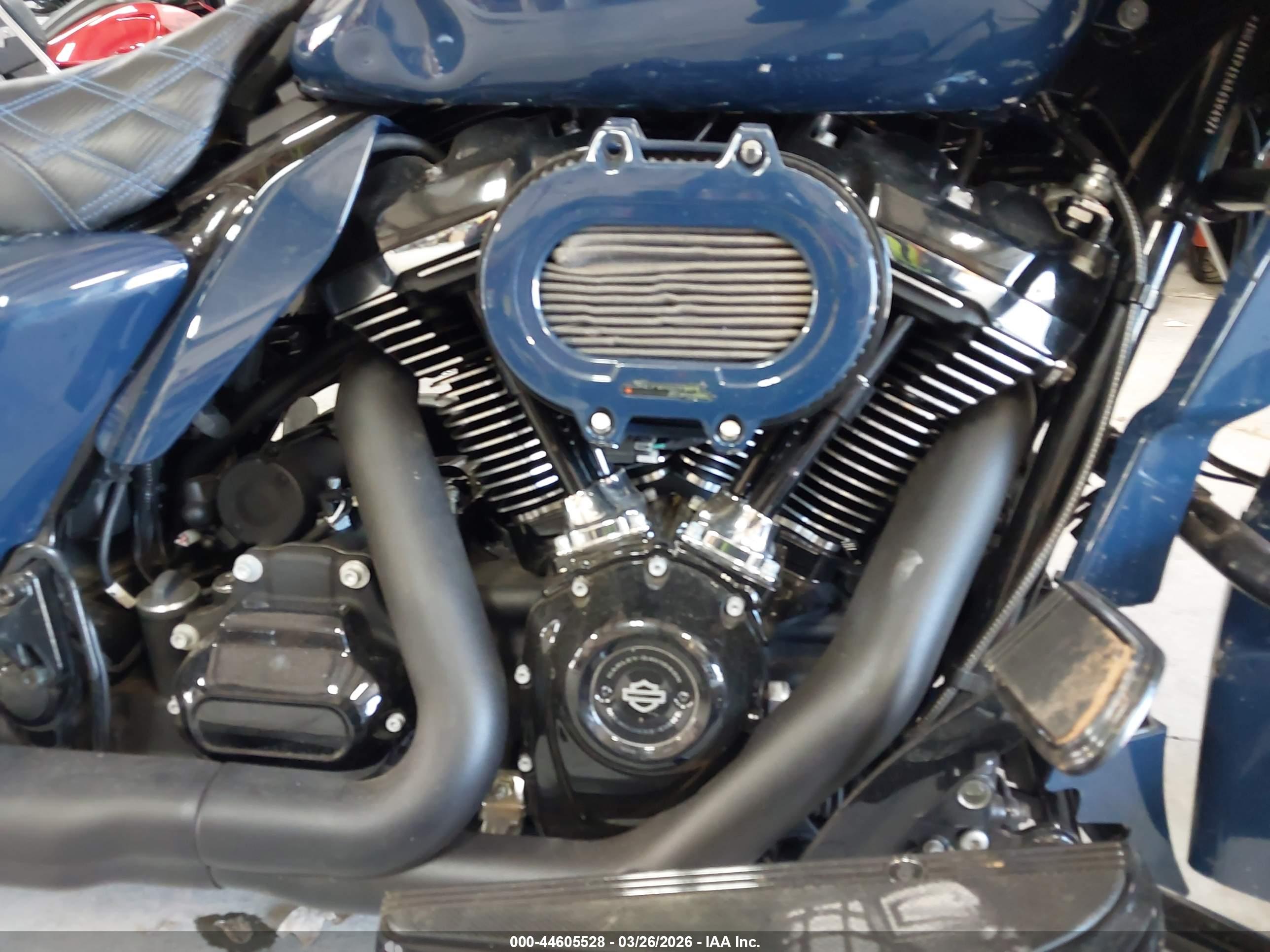 HARLEY-DAVIDSON FLTRXS image 8