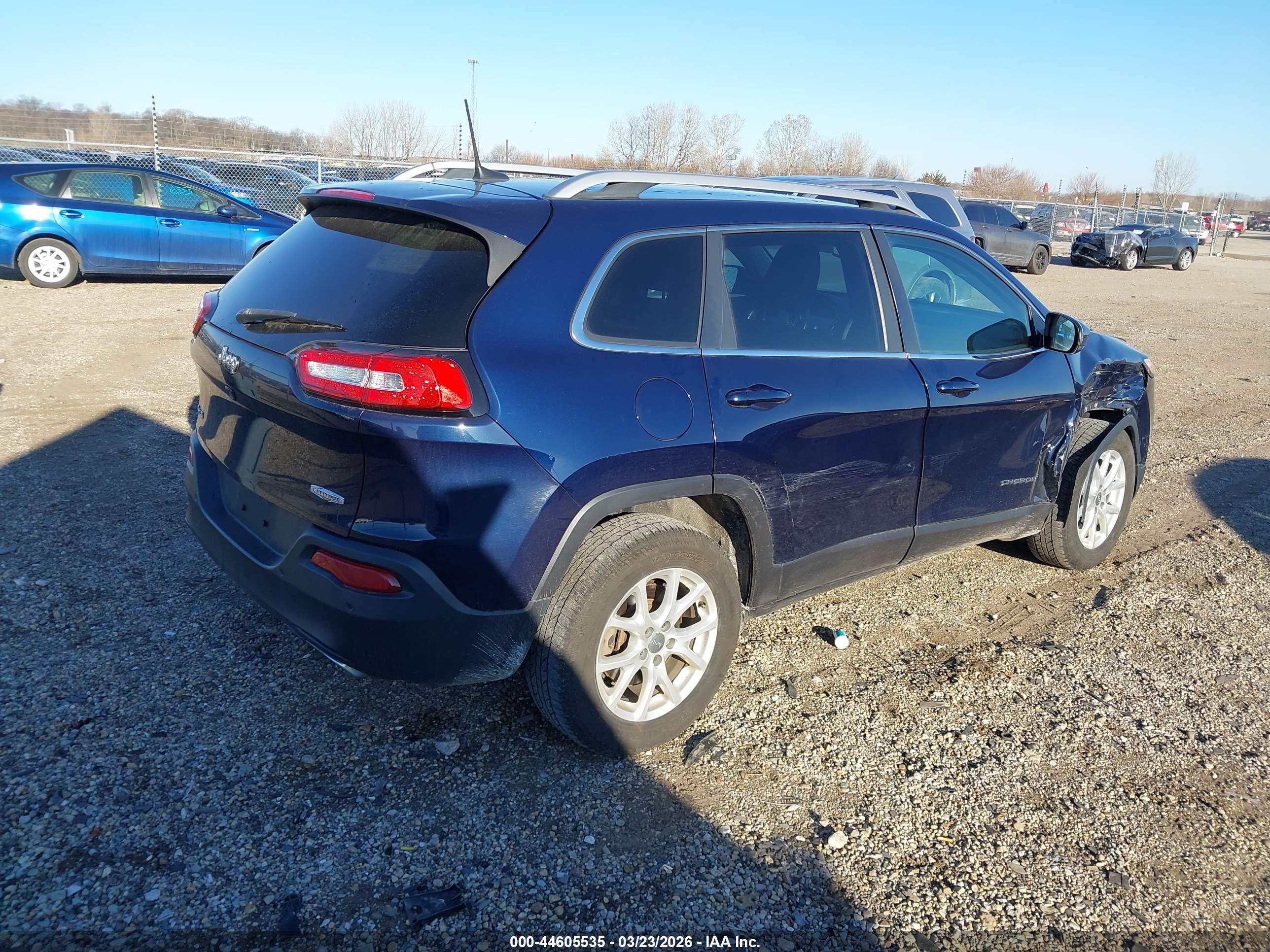 JEEP CHEROKEE image 4