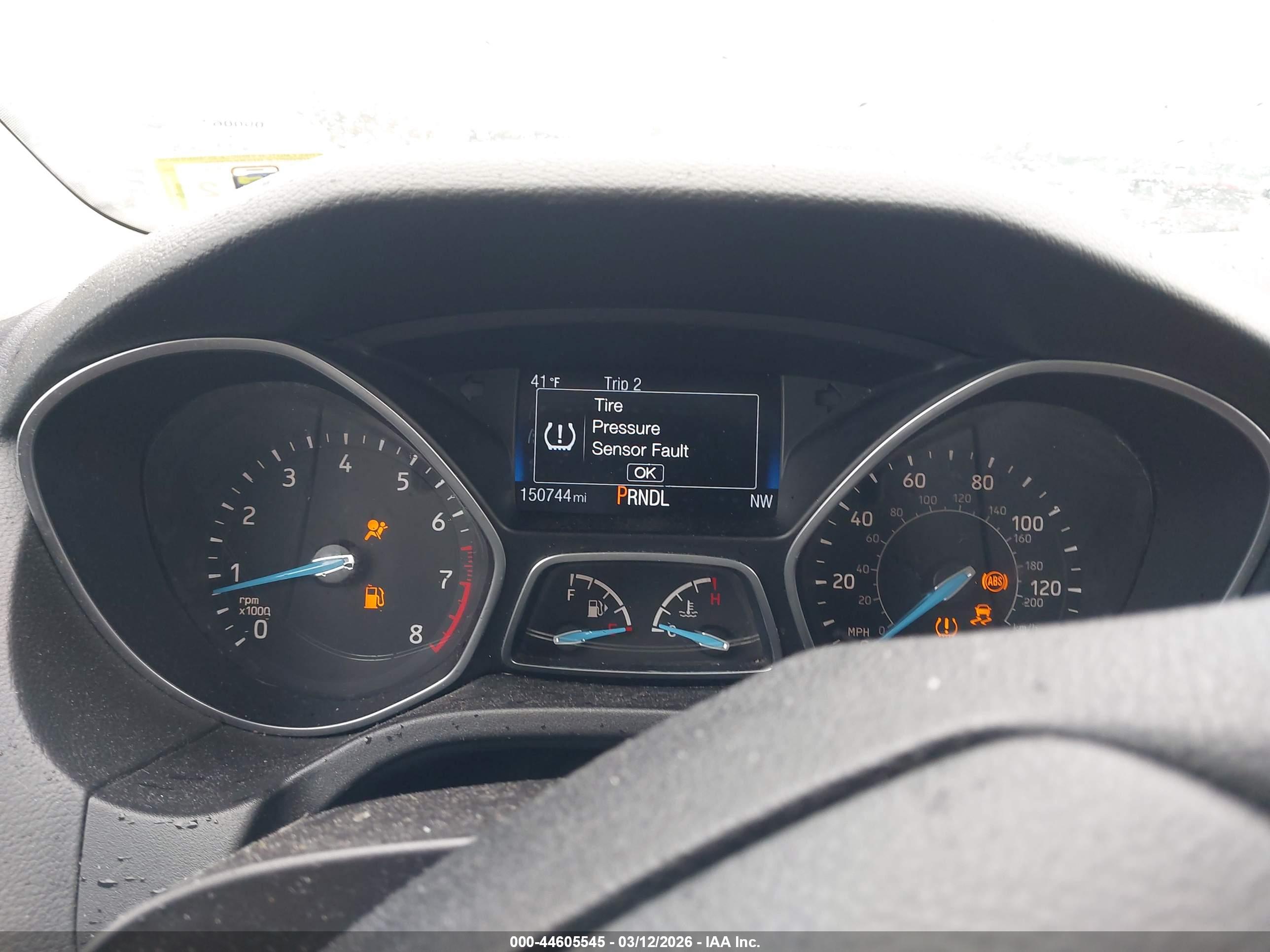 FORD FOCUS image 7