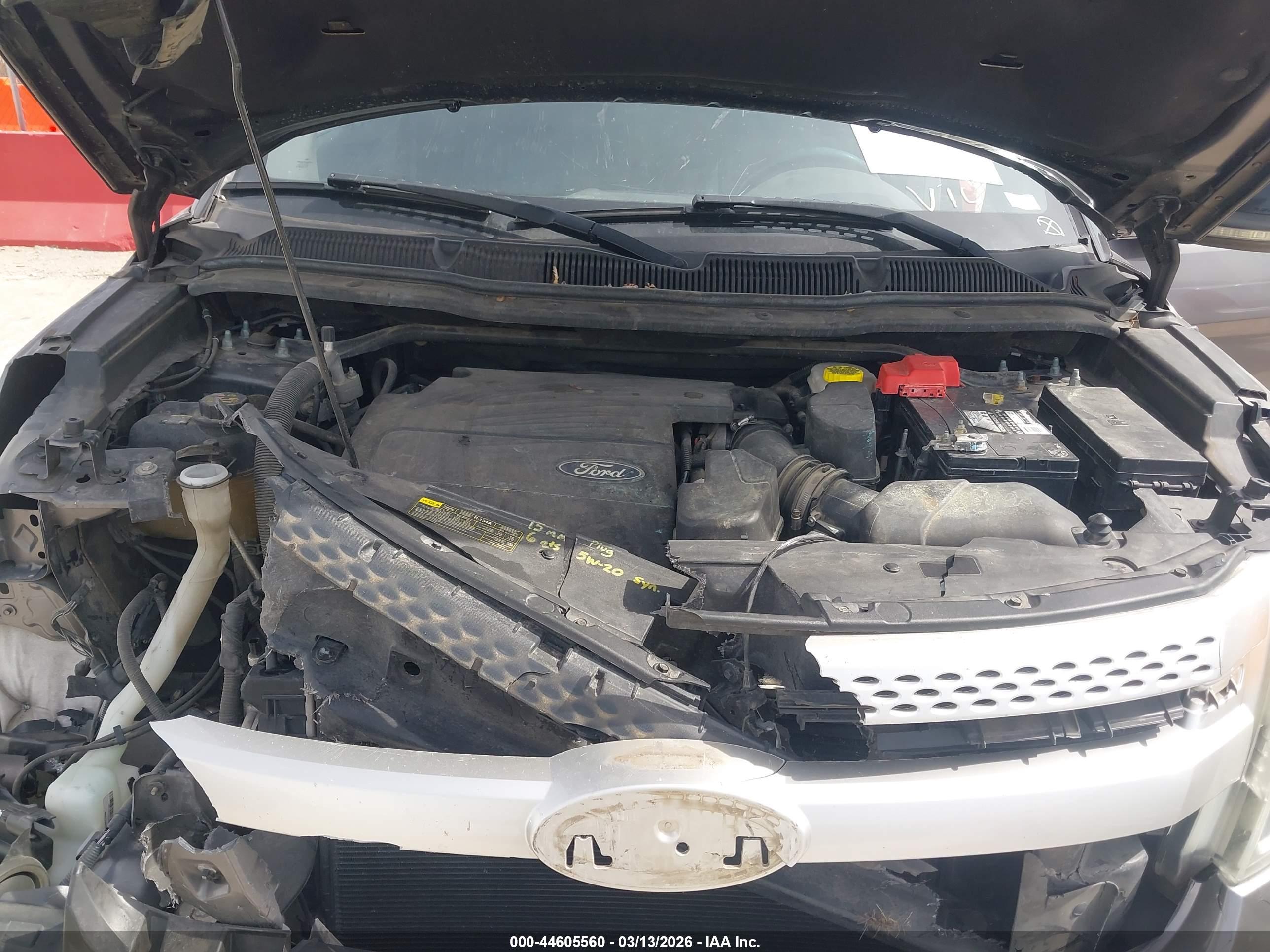 FORD EXPLORER image 10