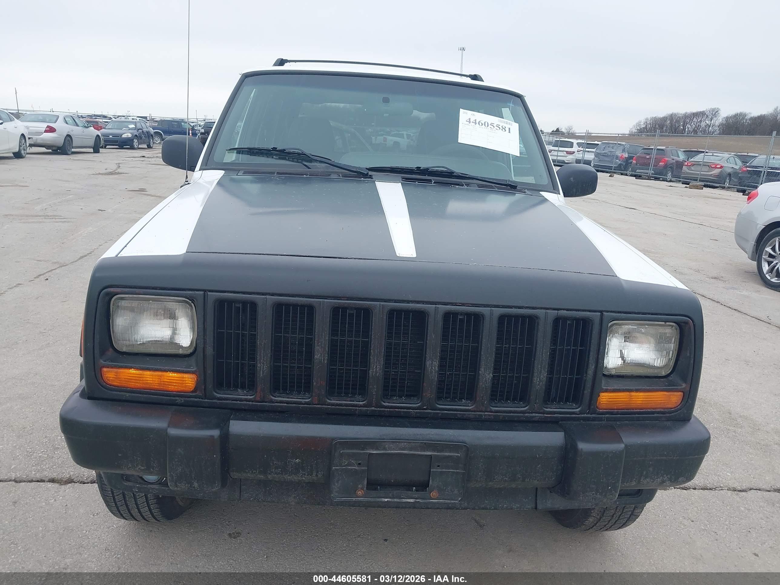 JEEP CHEROKEE image 6