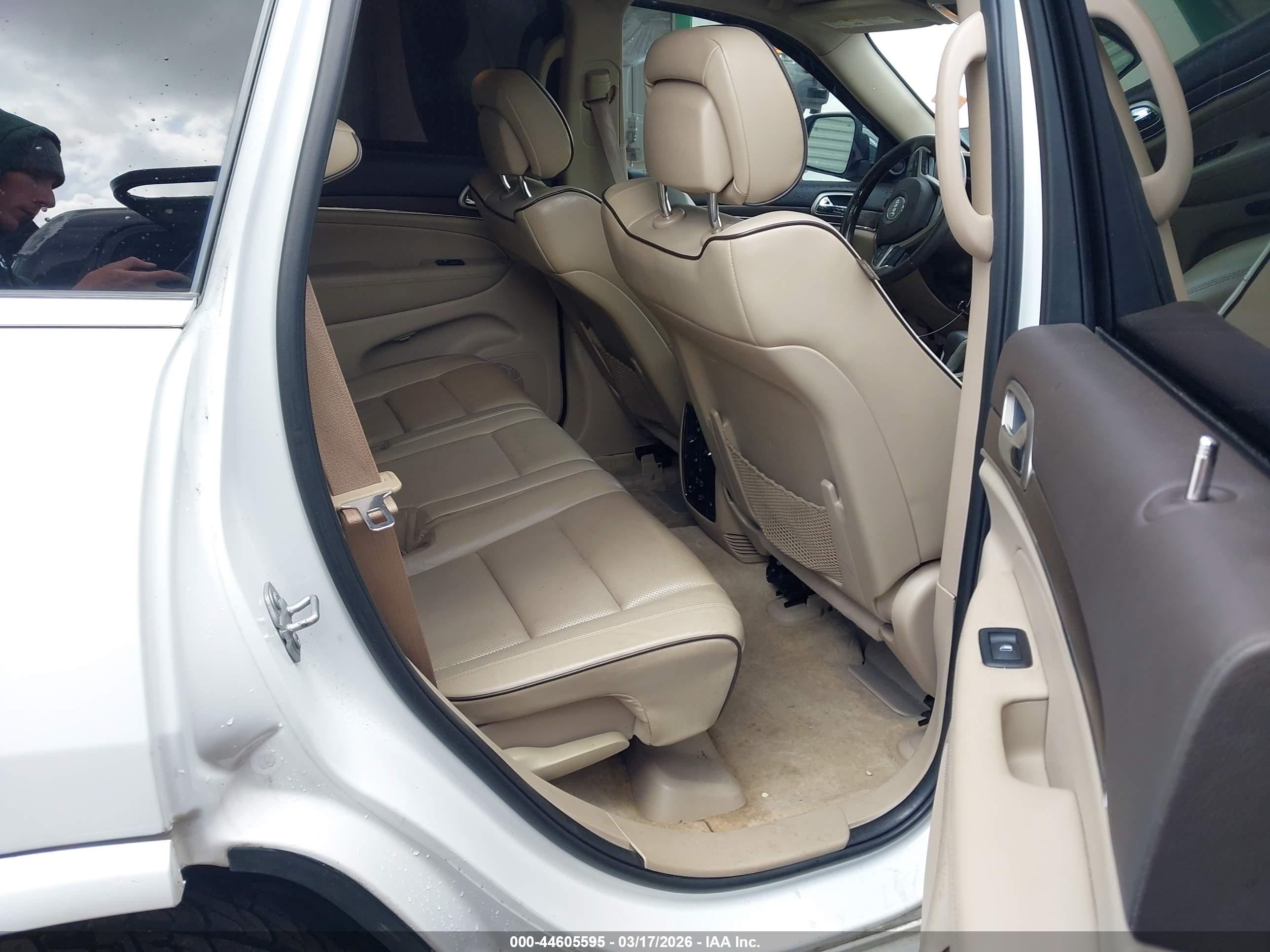 JEEP GRAND image 8
