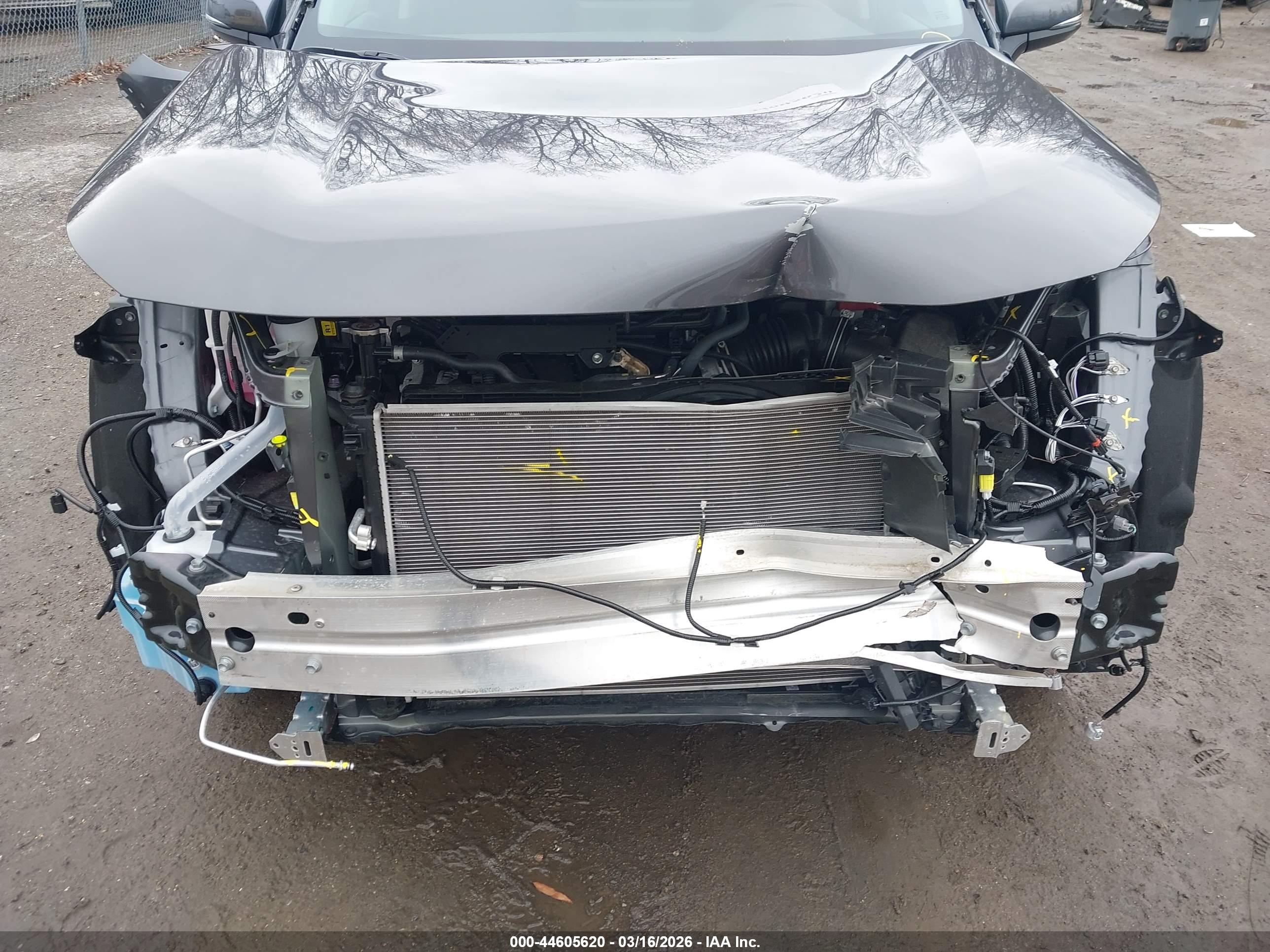 TOYOTA RAV4 image 6