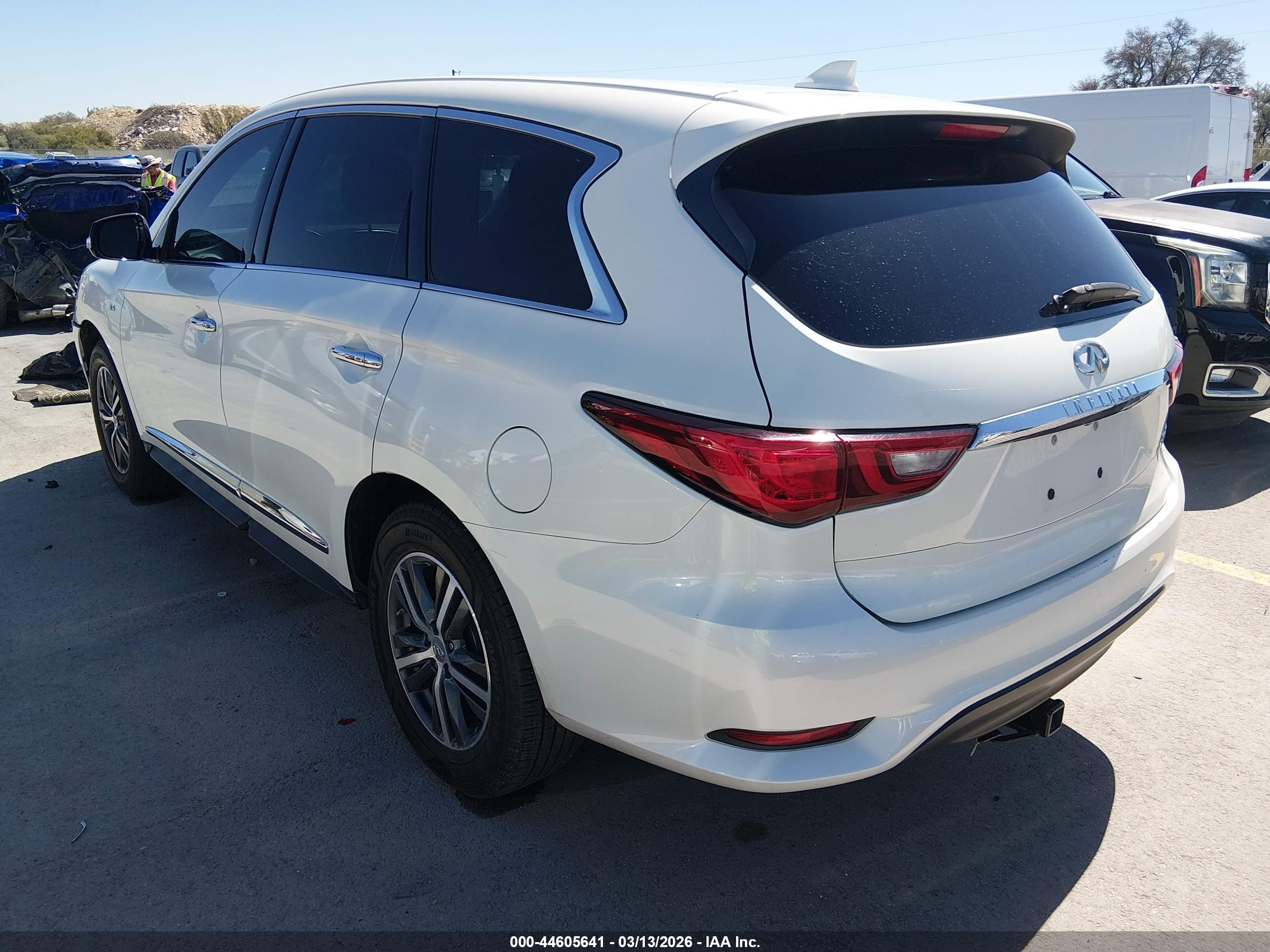 INFINITI QX60 image 3