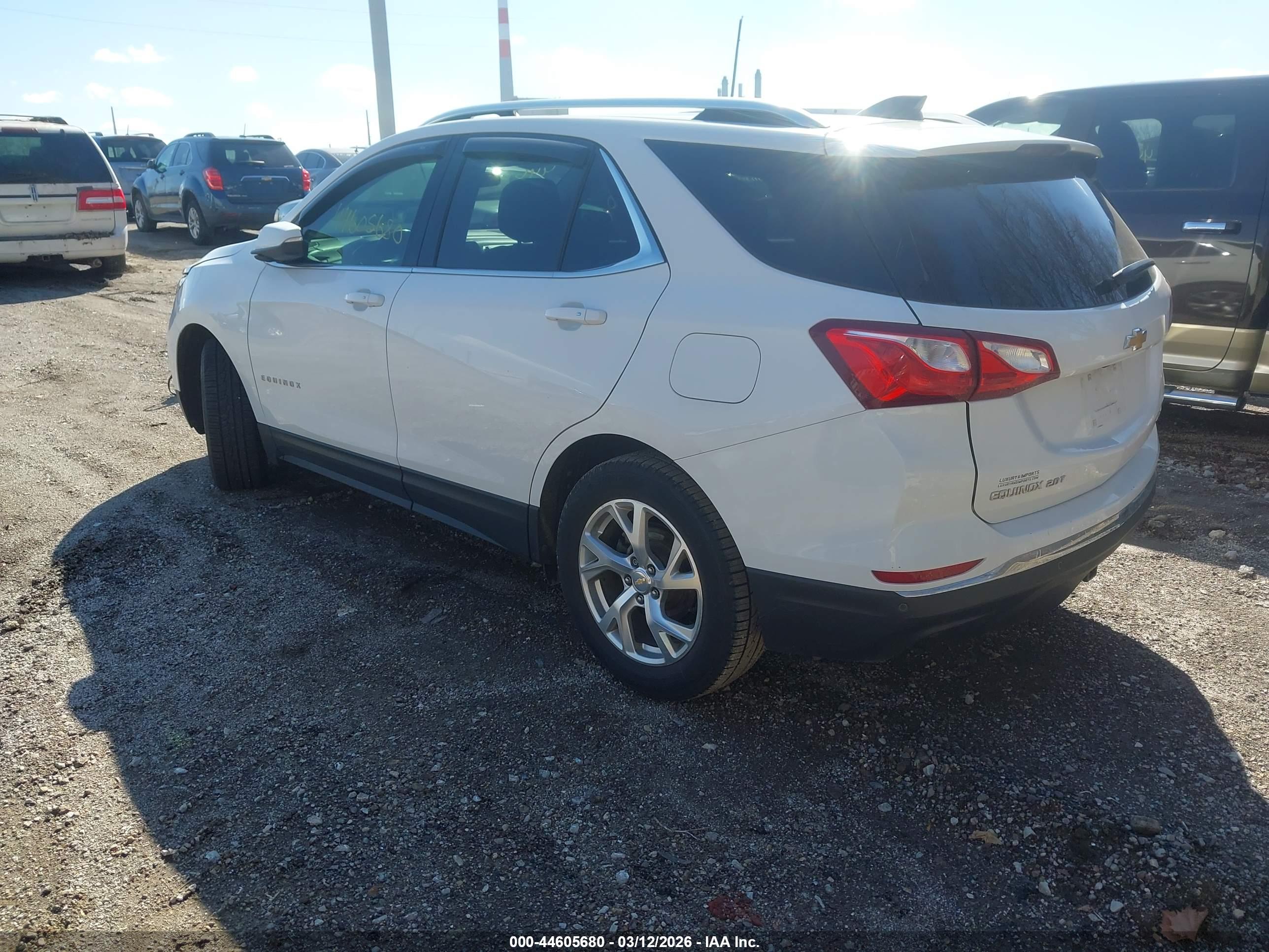CHEVROLET EQUINOX image 3