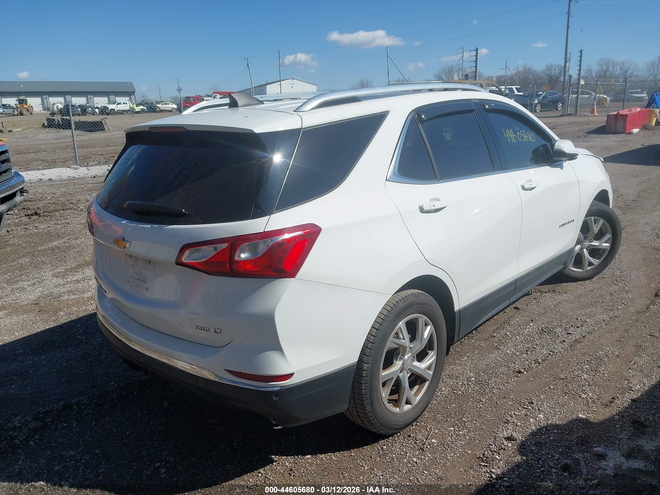 CHEVROLET EQUINOX image 4