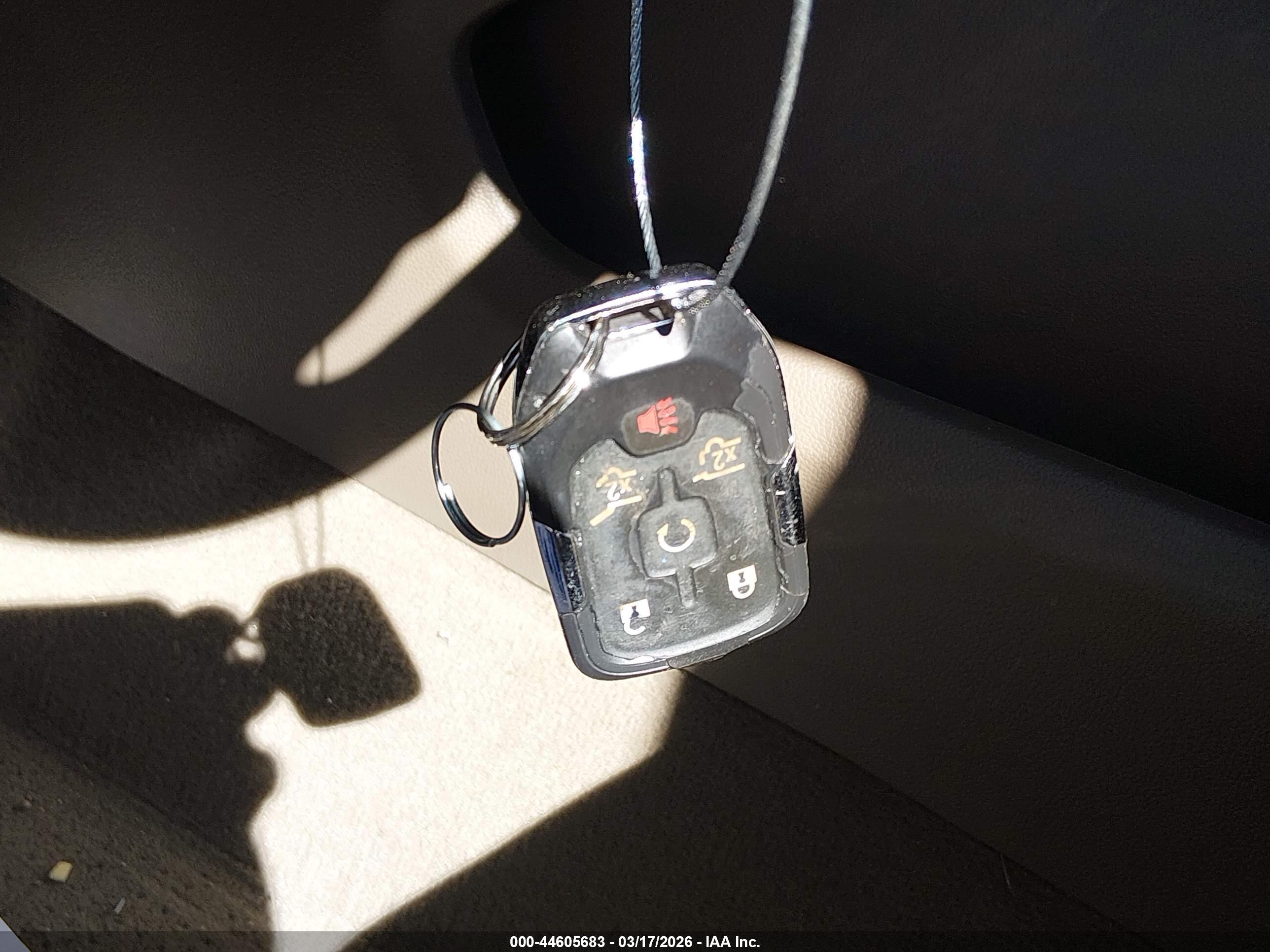 GMC YUKON image 11