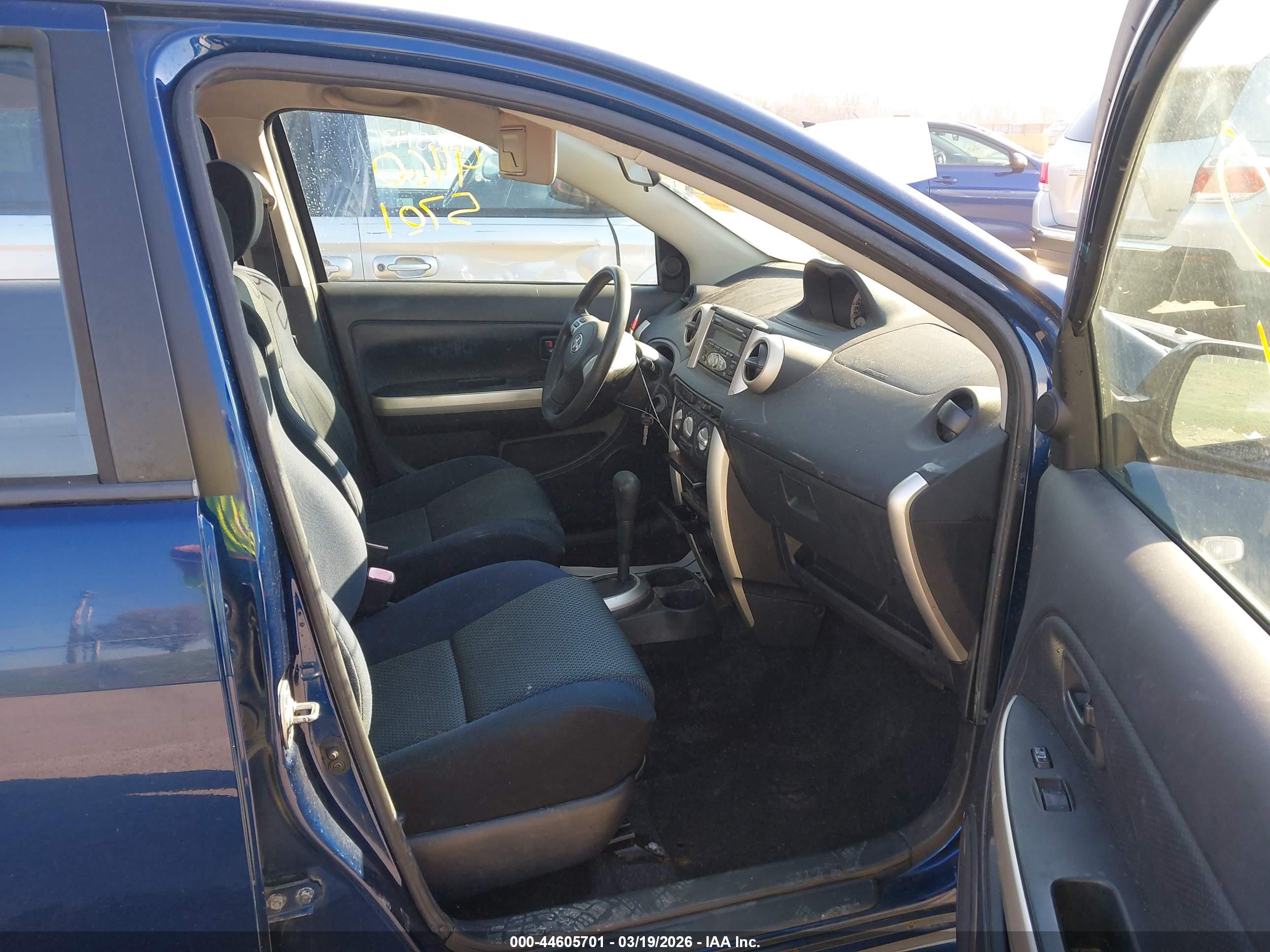 SCION XA image 5