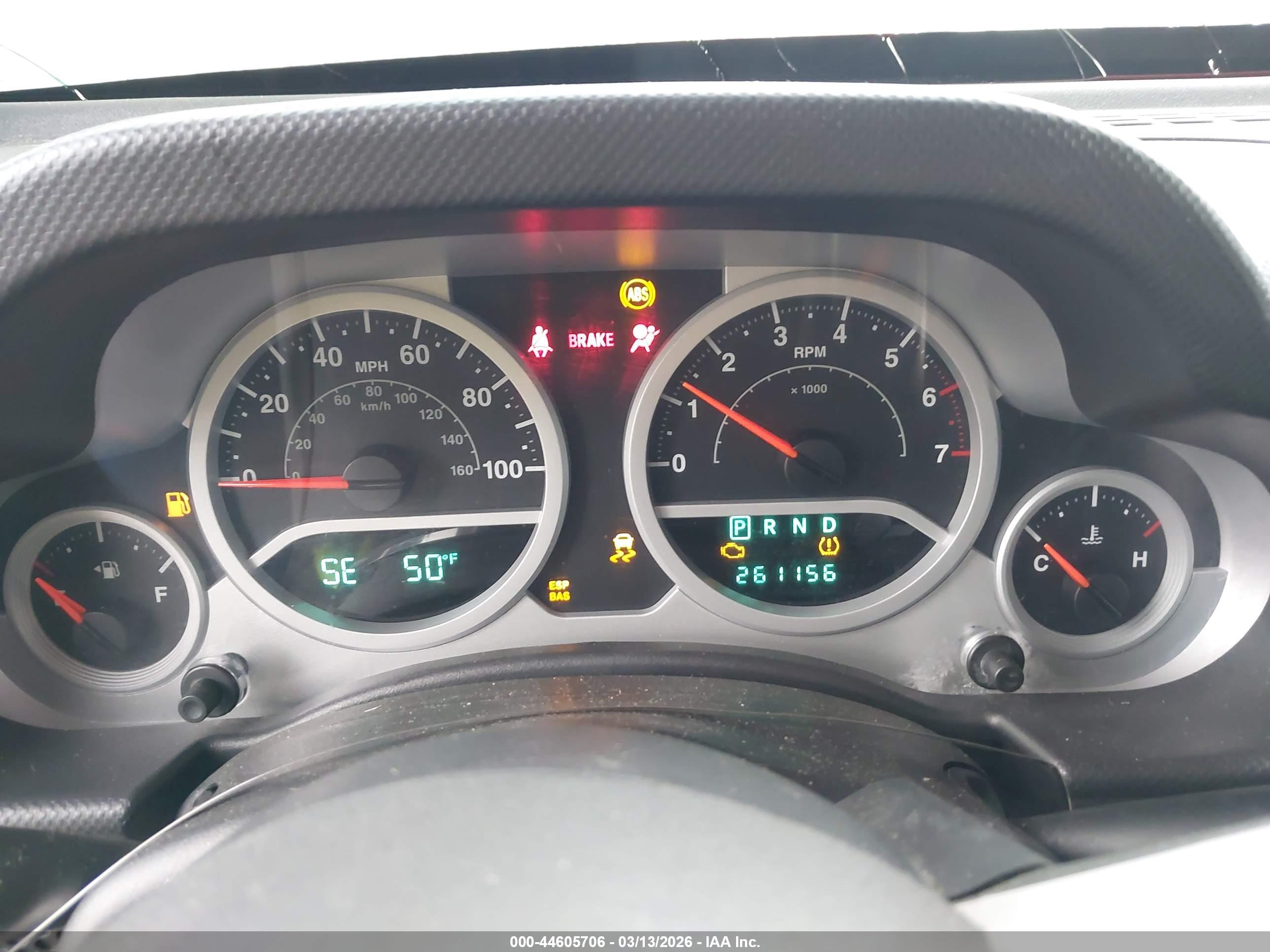 JEEP WRANGLER image 7
