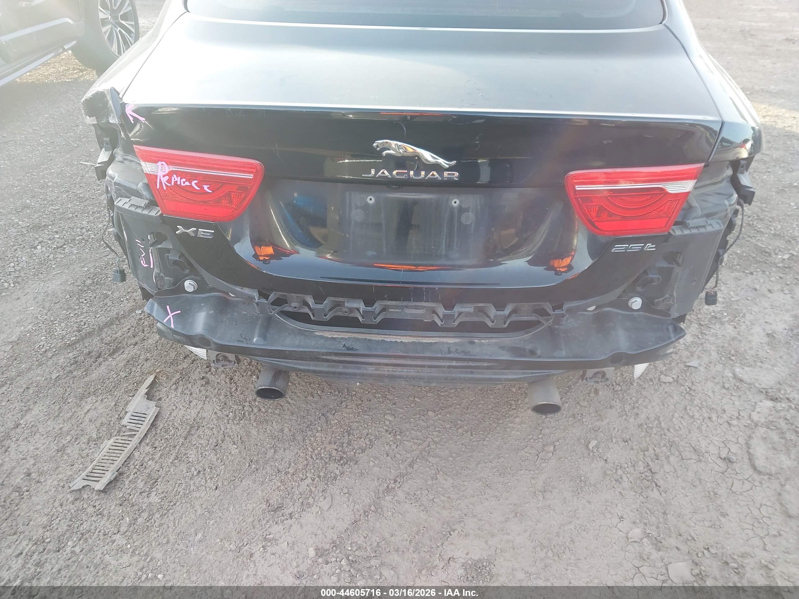 JAGUAR XE image 6