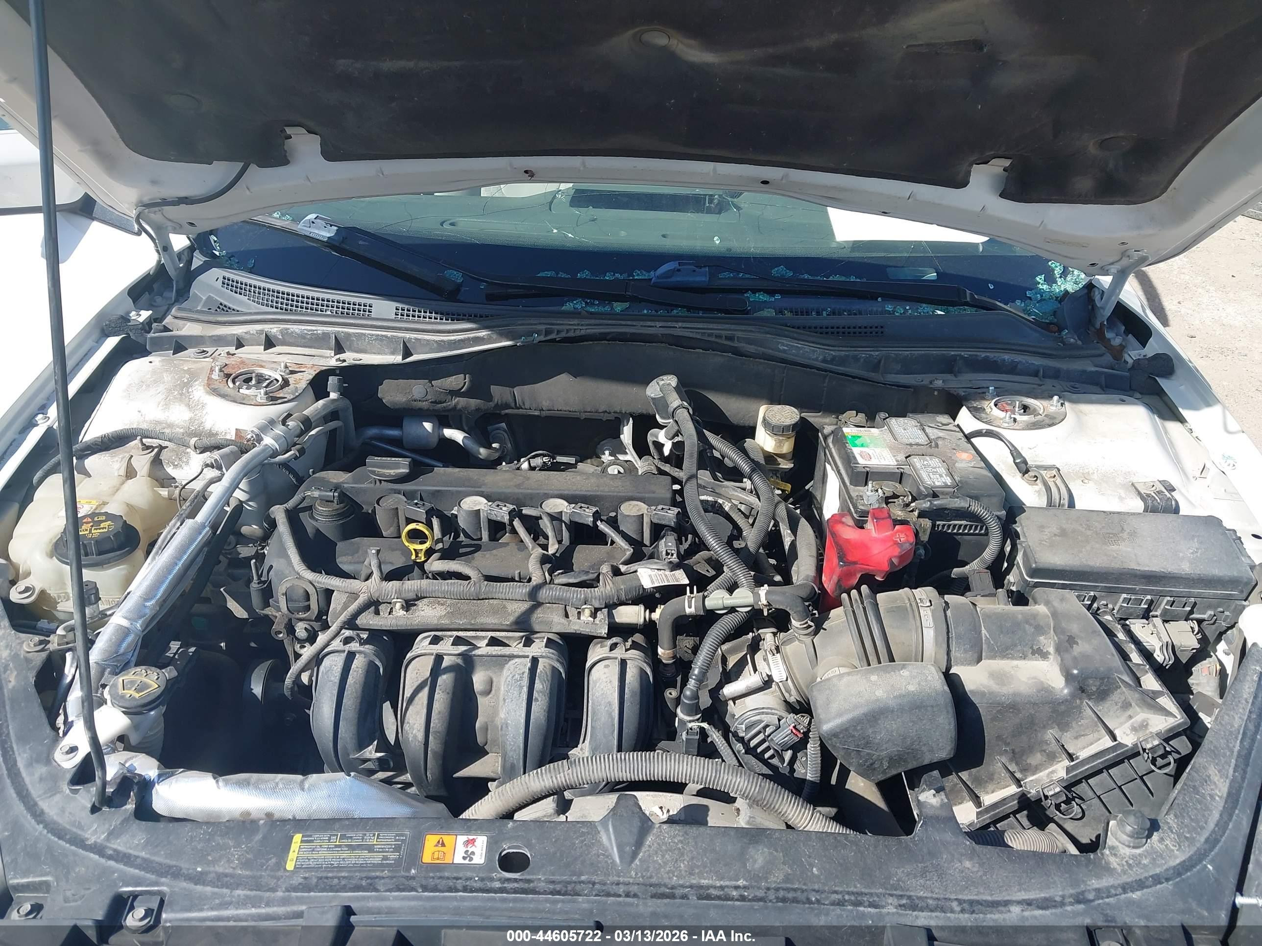 FORD FUSION image 10