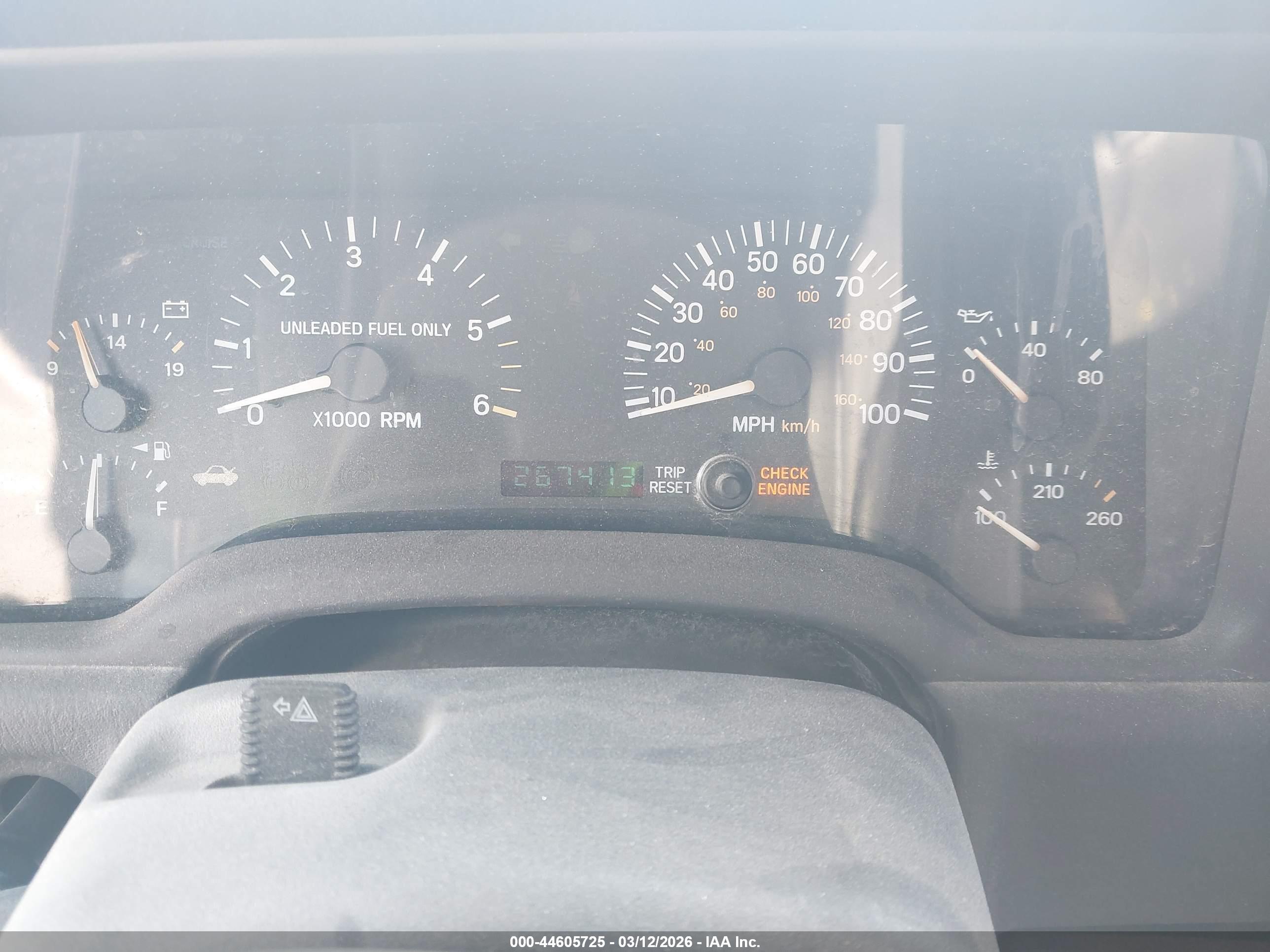 JEEP CHEROKEE image 7