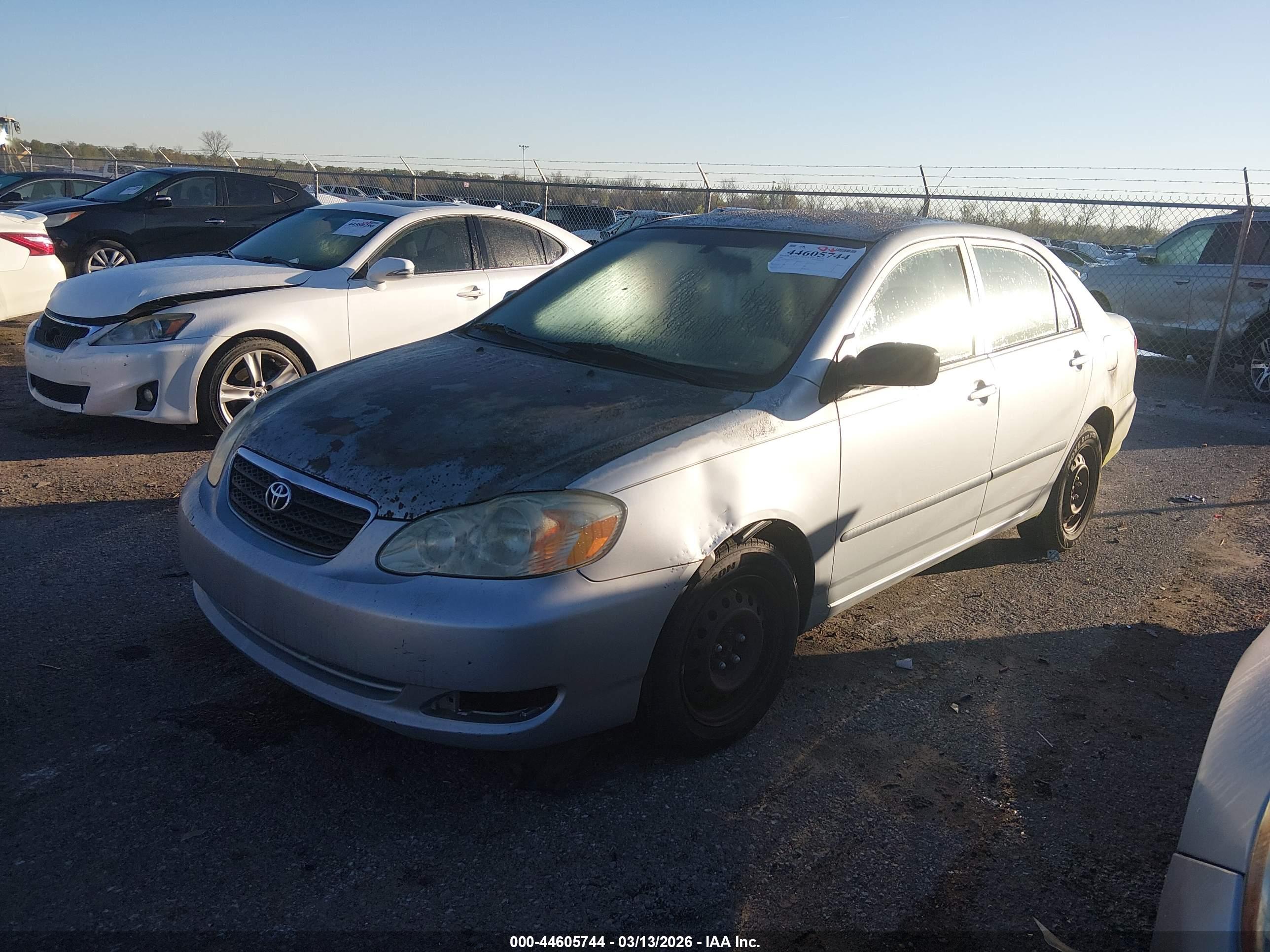 TOYOTA COROLLA image 2