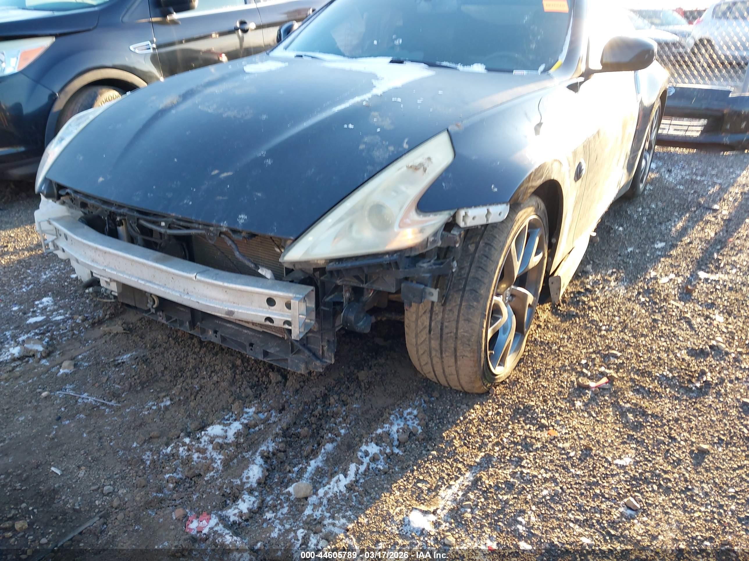 NISSAN 370Z image 6