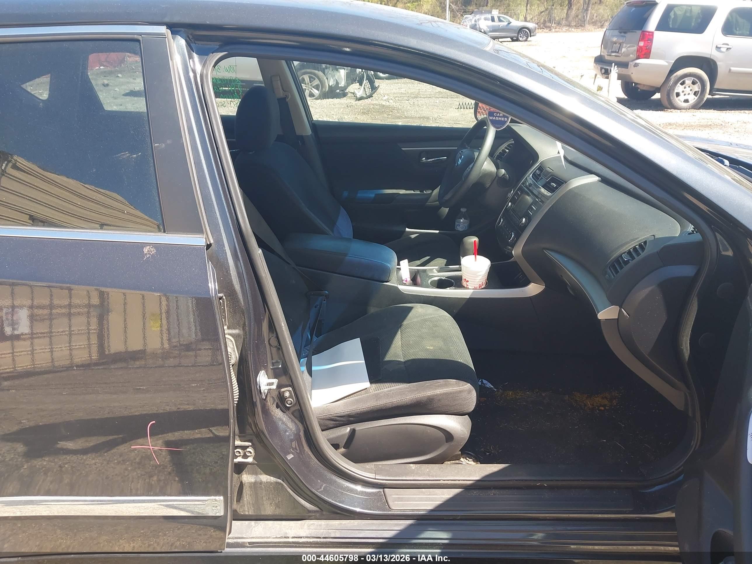 NISSAN ALTIMA image 5