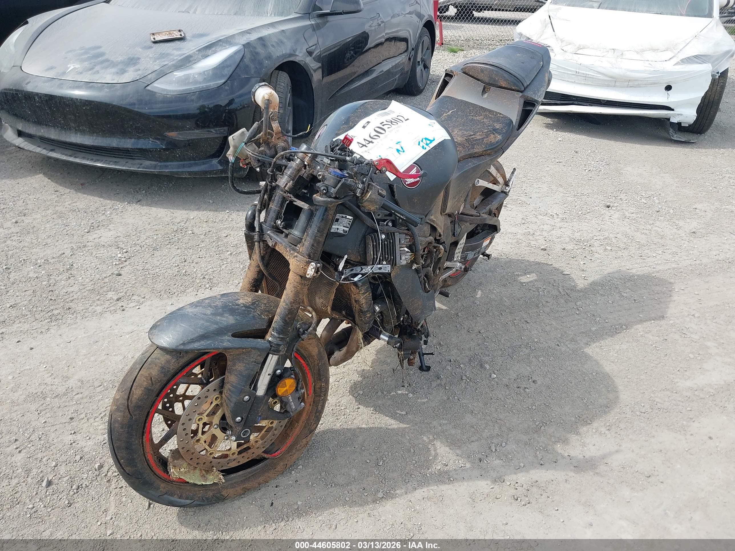 HONDA CBR600 image 2