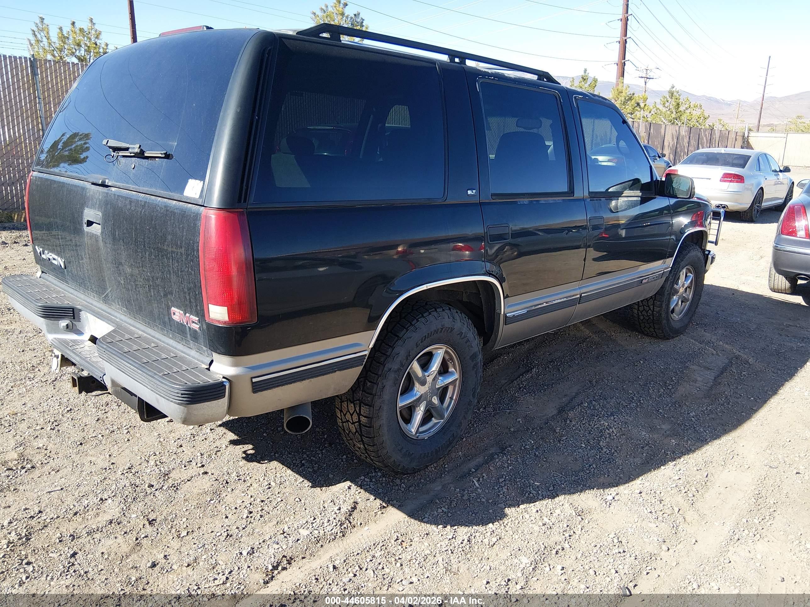 GMC YUKON image 4