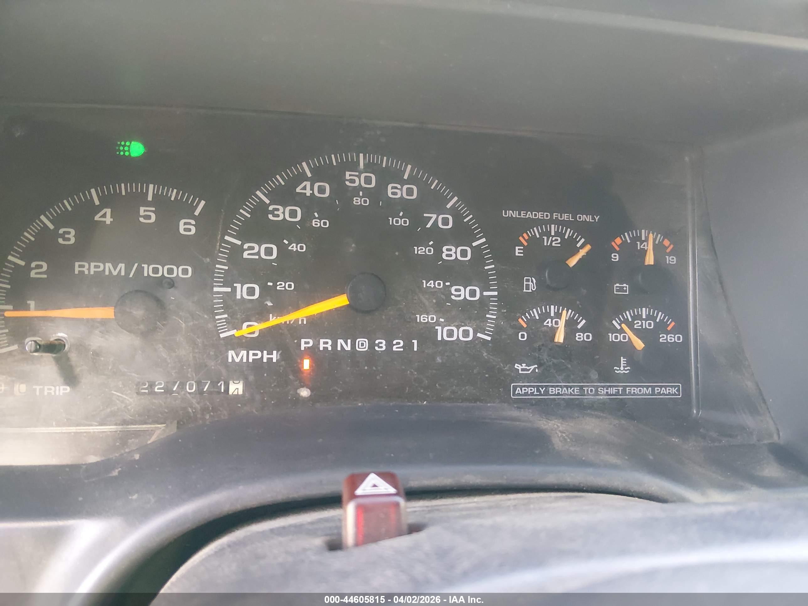 GMC YUKON image 7