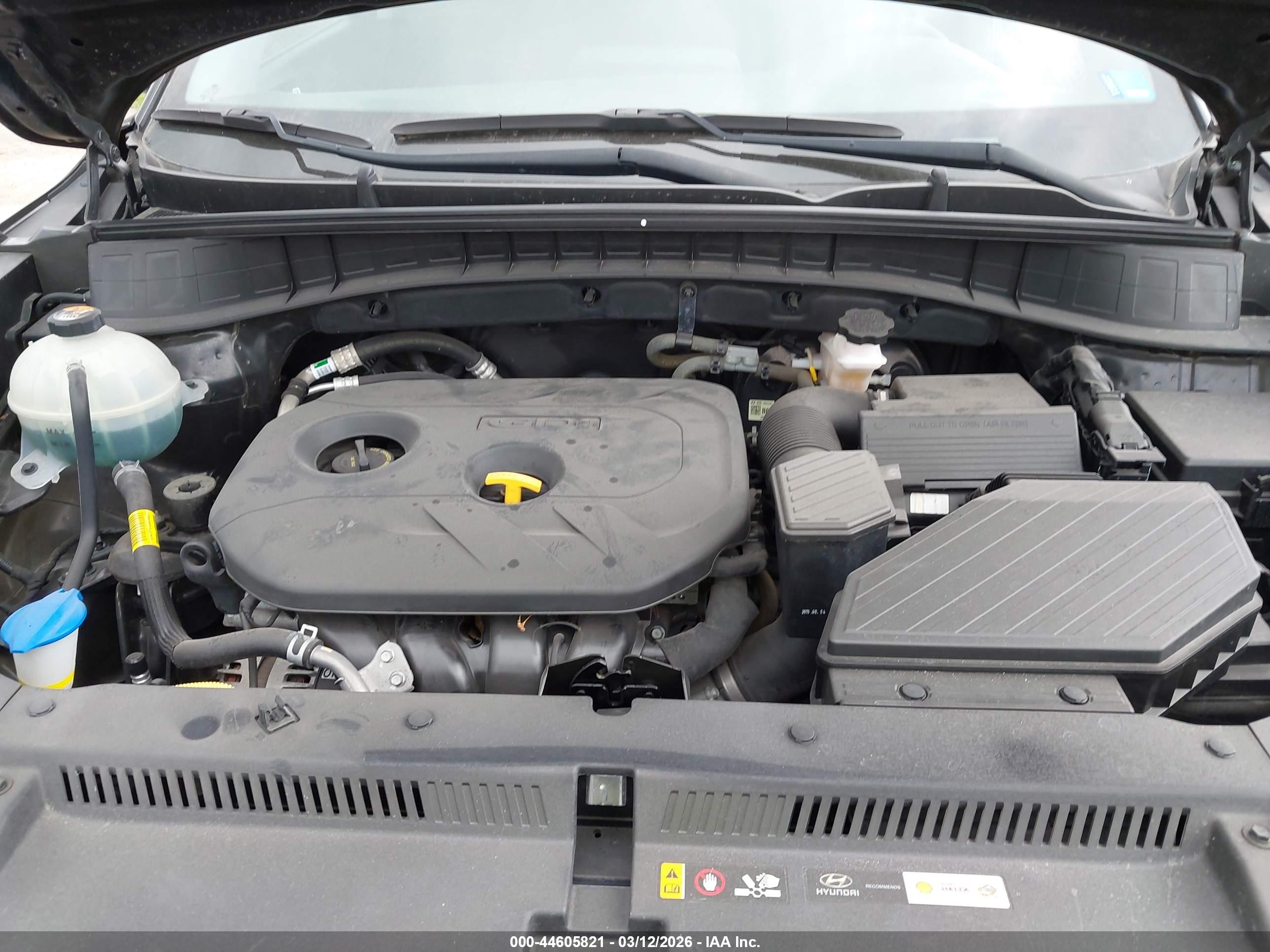 HYUNDAI TUCSON image 10
