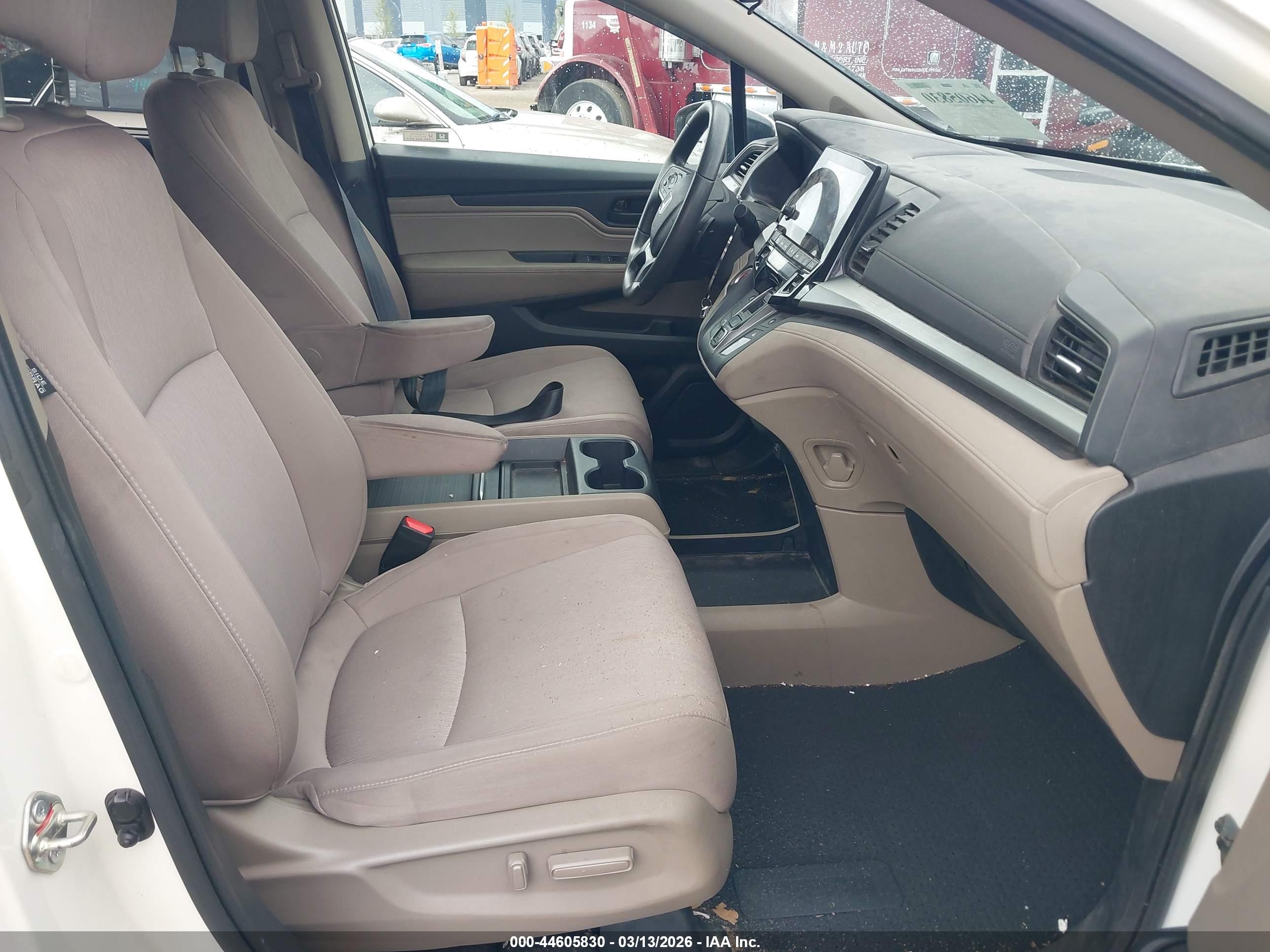 HONDA ODYSSEY image 5
