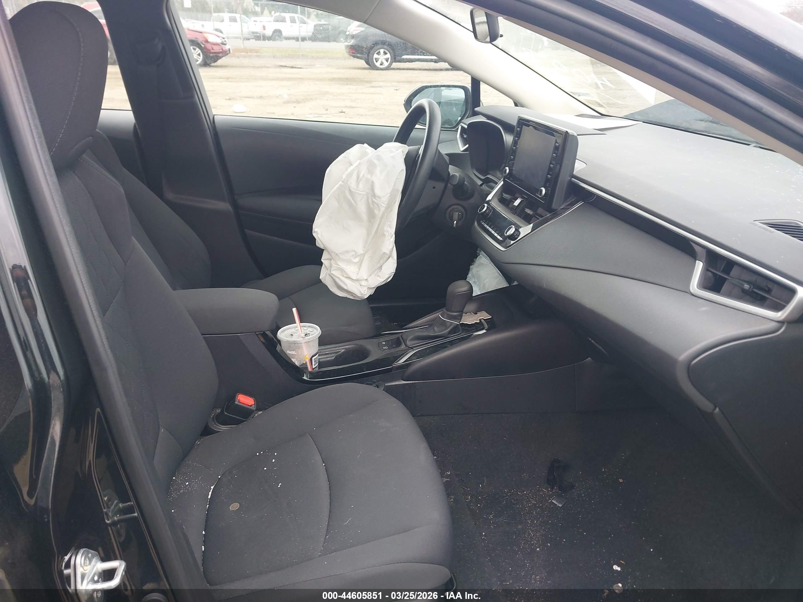 TOYOTA COROLLA image 5