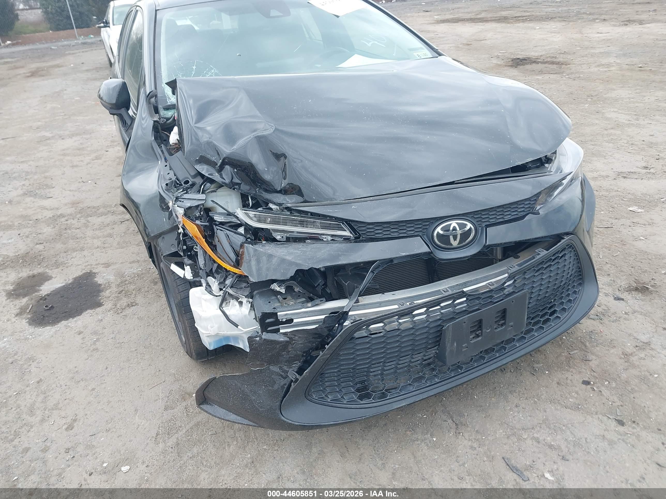 TOYOTA COROLLA image 6