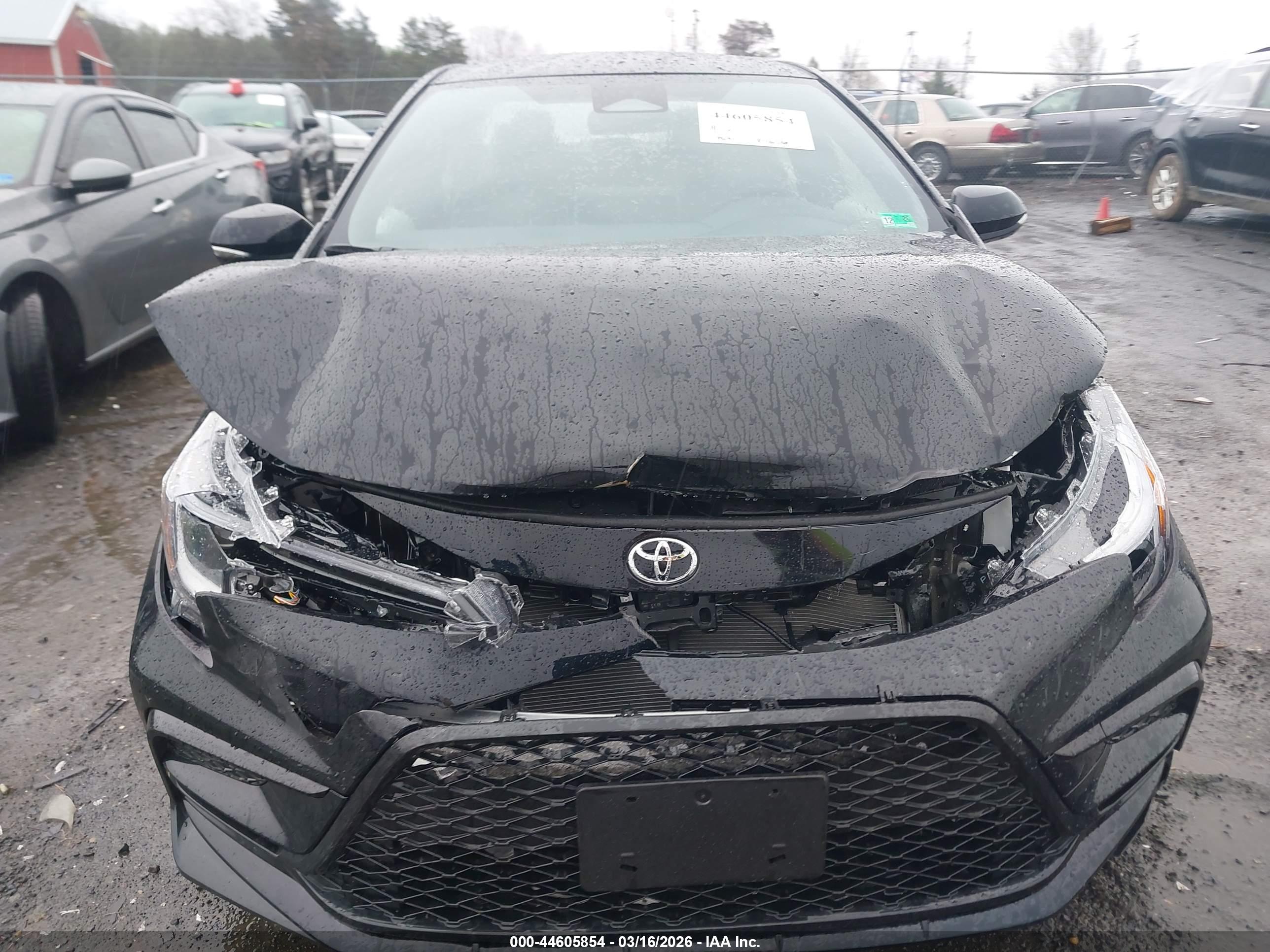 TOYOTA COROLLA image 6