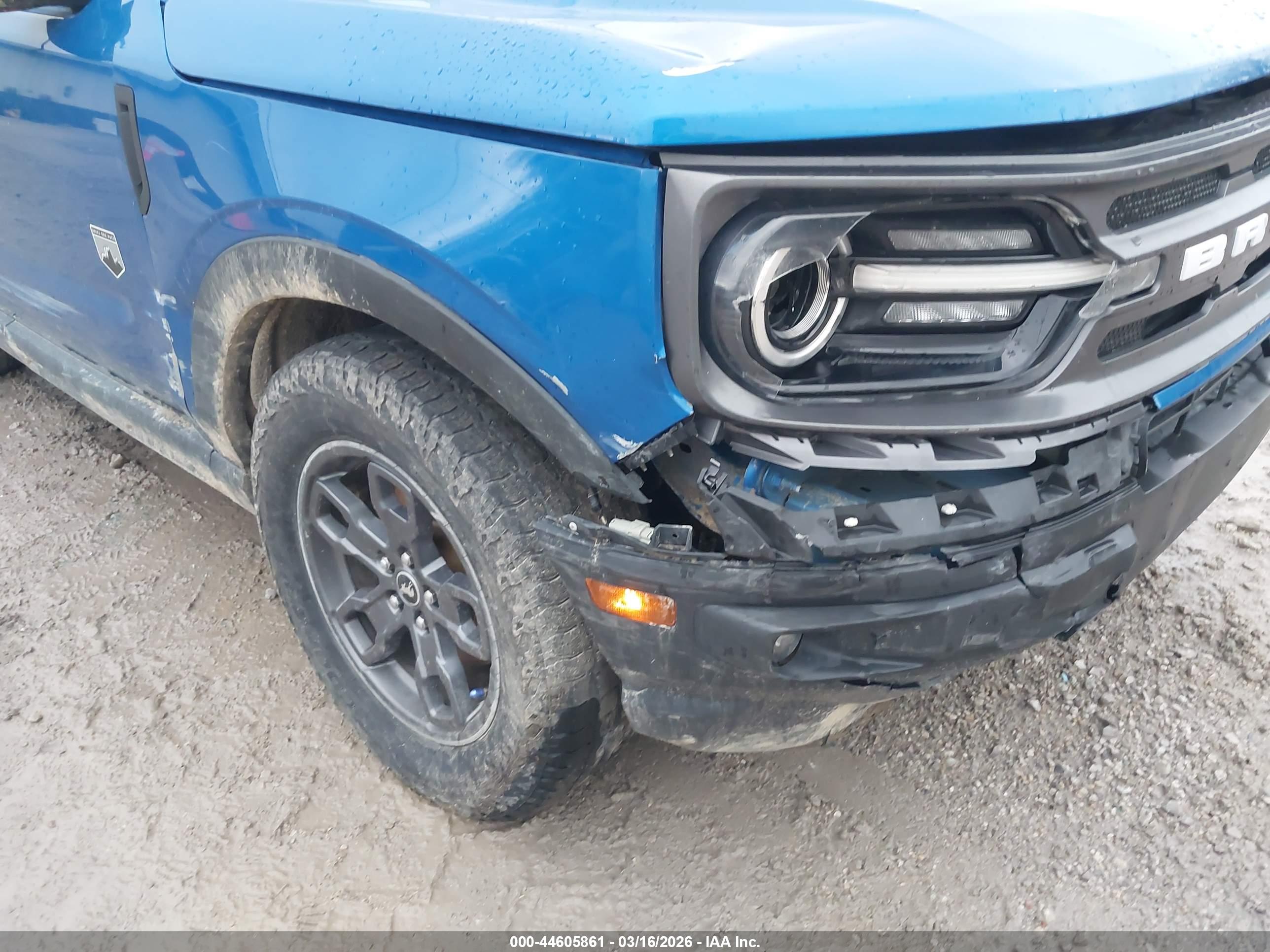 FORD BRONCO image 6