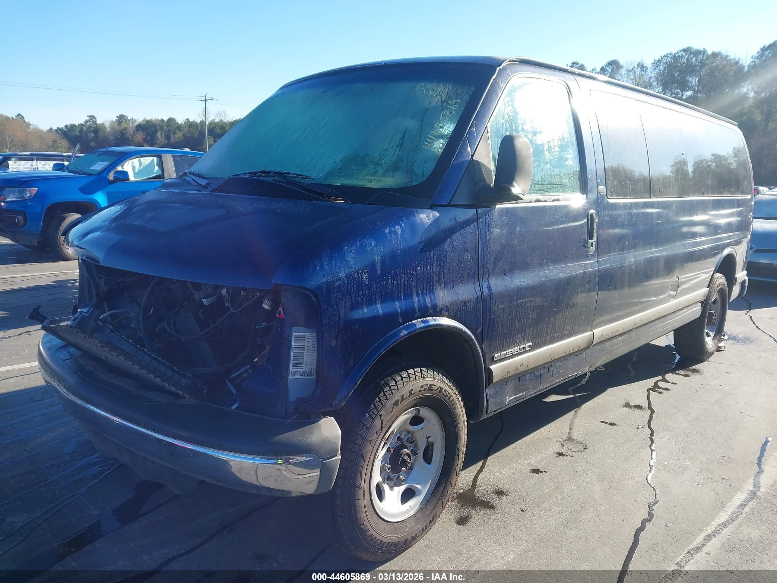 GMC SAVANA image 2