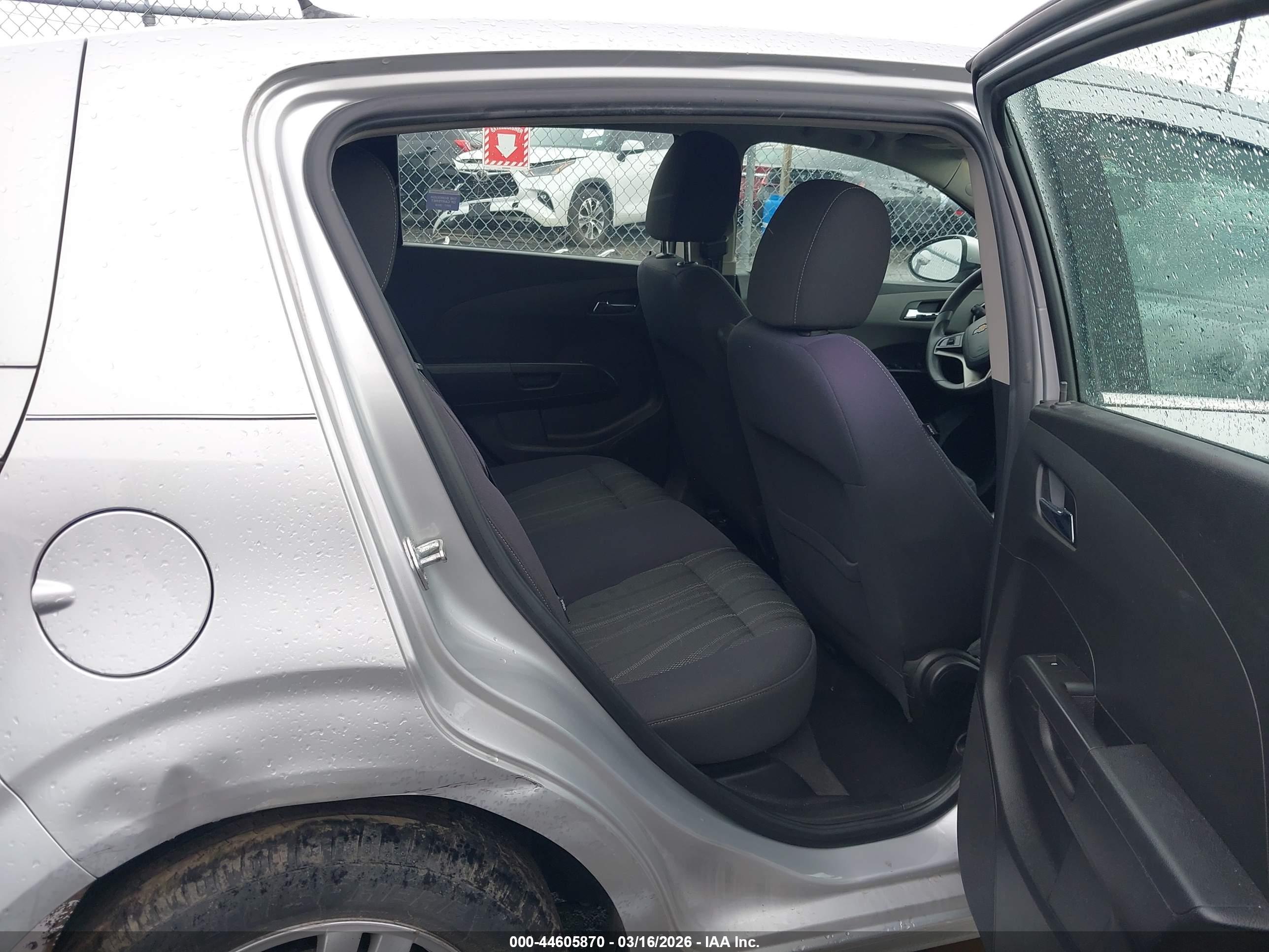 CHEVROLET SONIC image 8