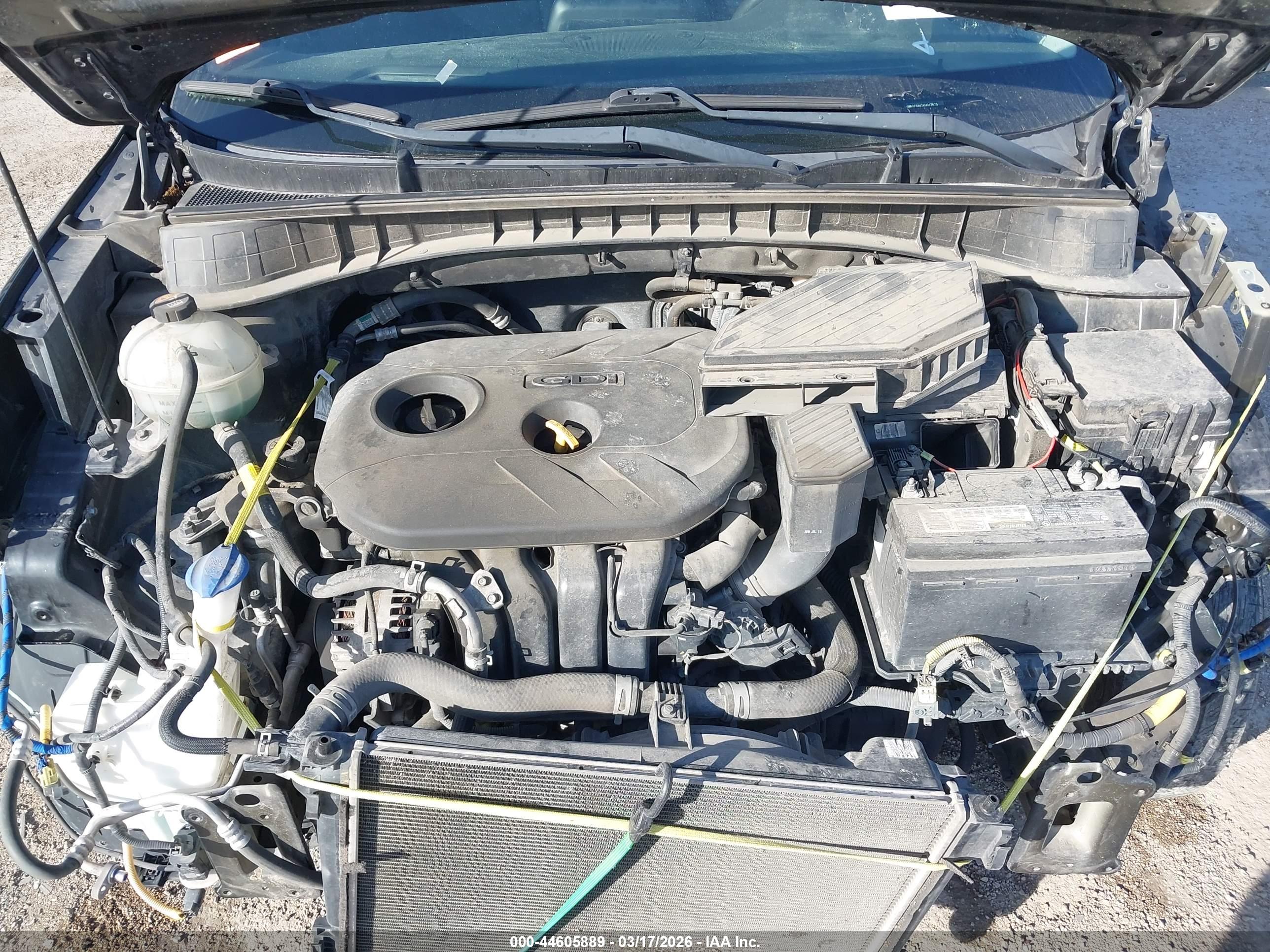 HYUNDAI TUCSON image 10