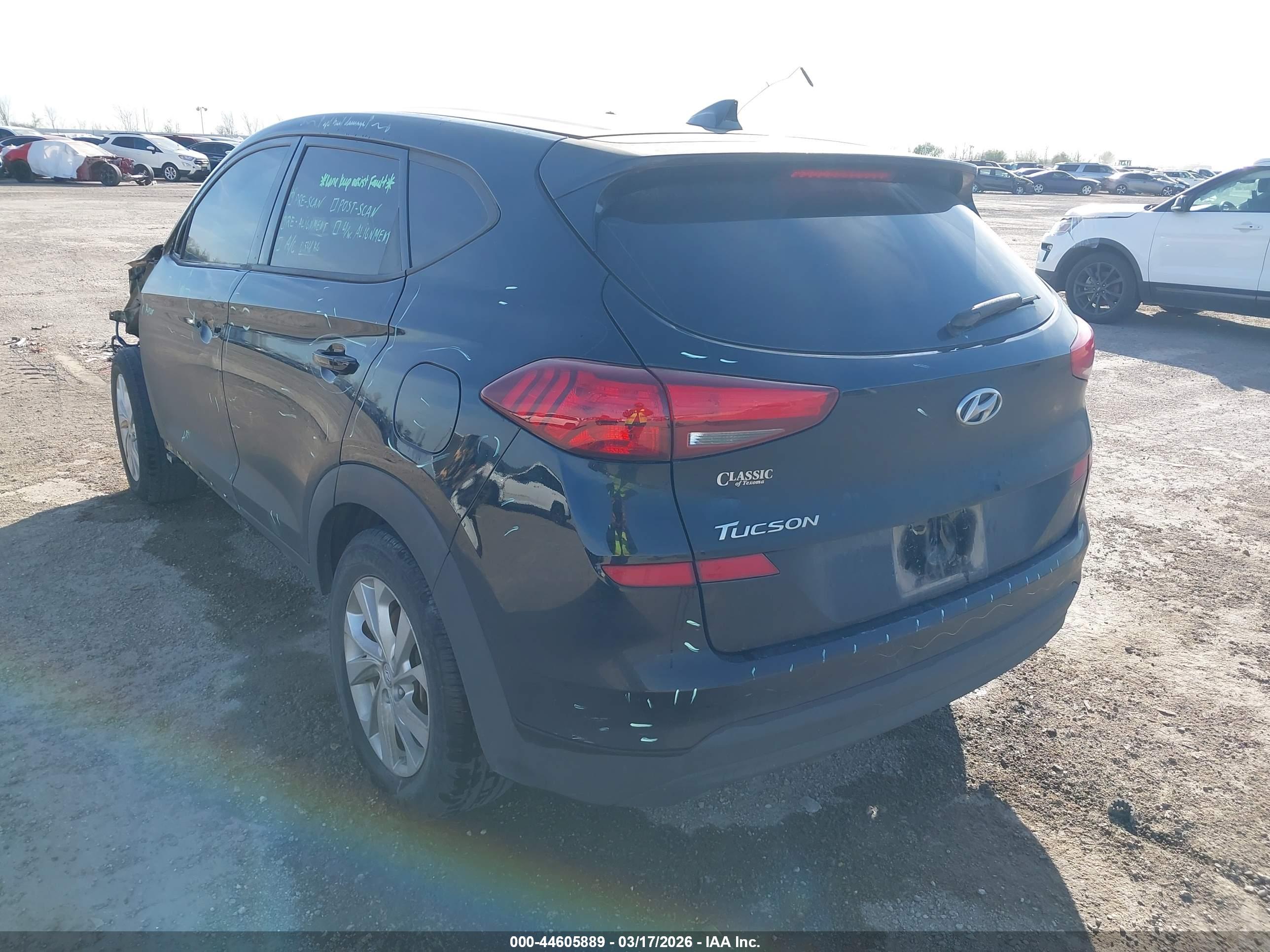 HYUNDAI TUCSON image 3